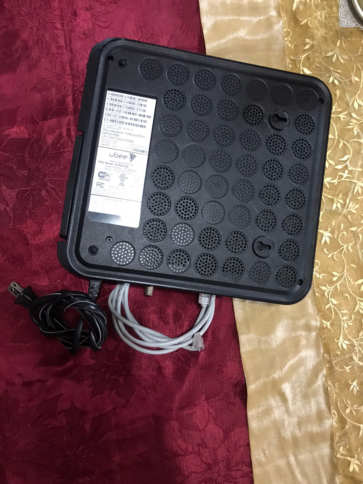 Ubee | DVW32CB | Advanced Wireless Voice Gateway Modem & Router W/O Power Adapt