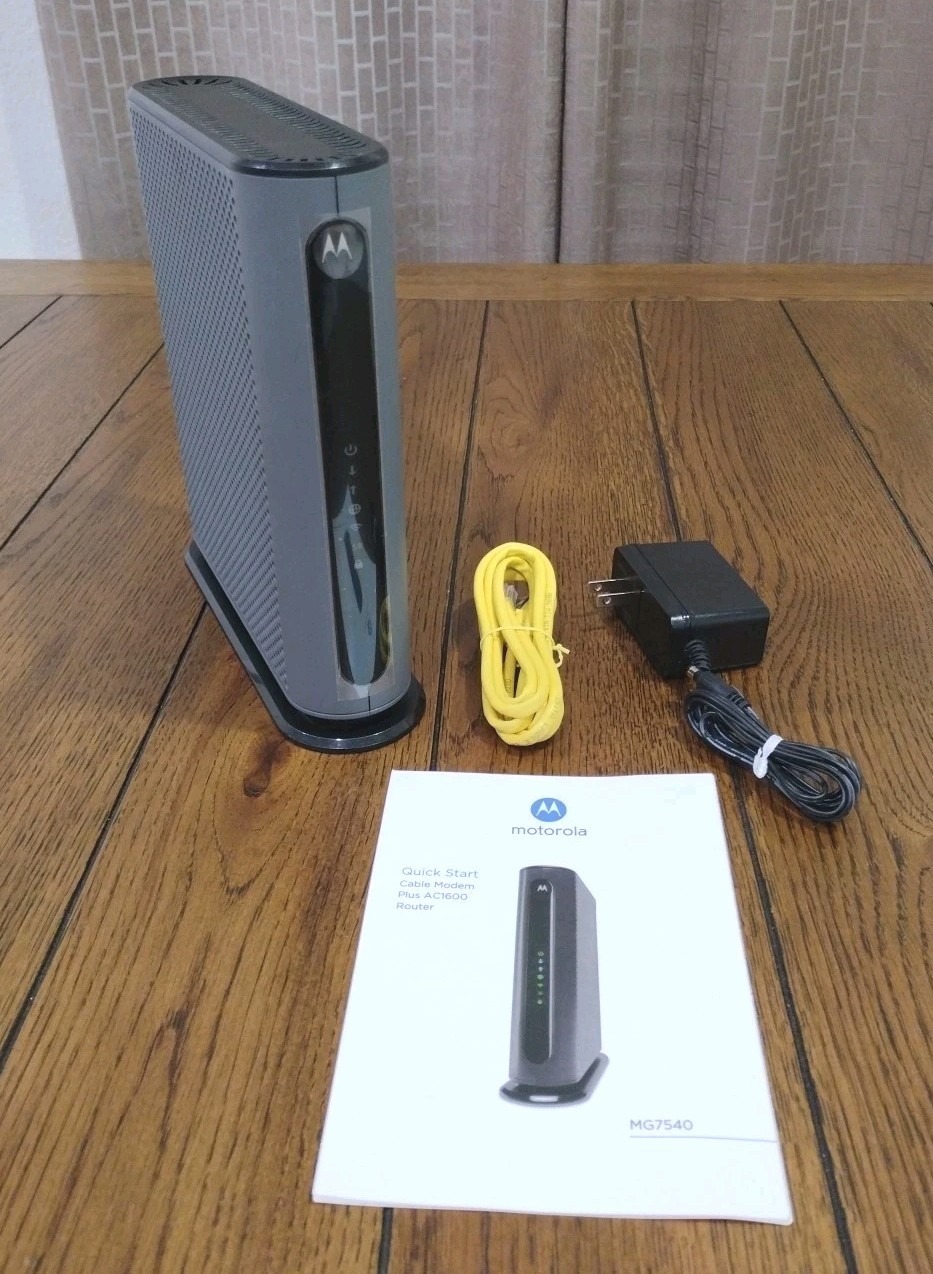 Motorola MG7540 16×4 DOCSIS 3.0 Cable Modem Plus AC1600 WiFi Router – Open Box