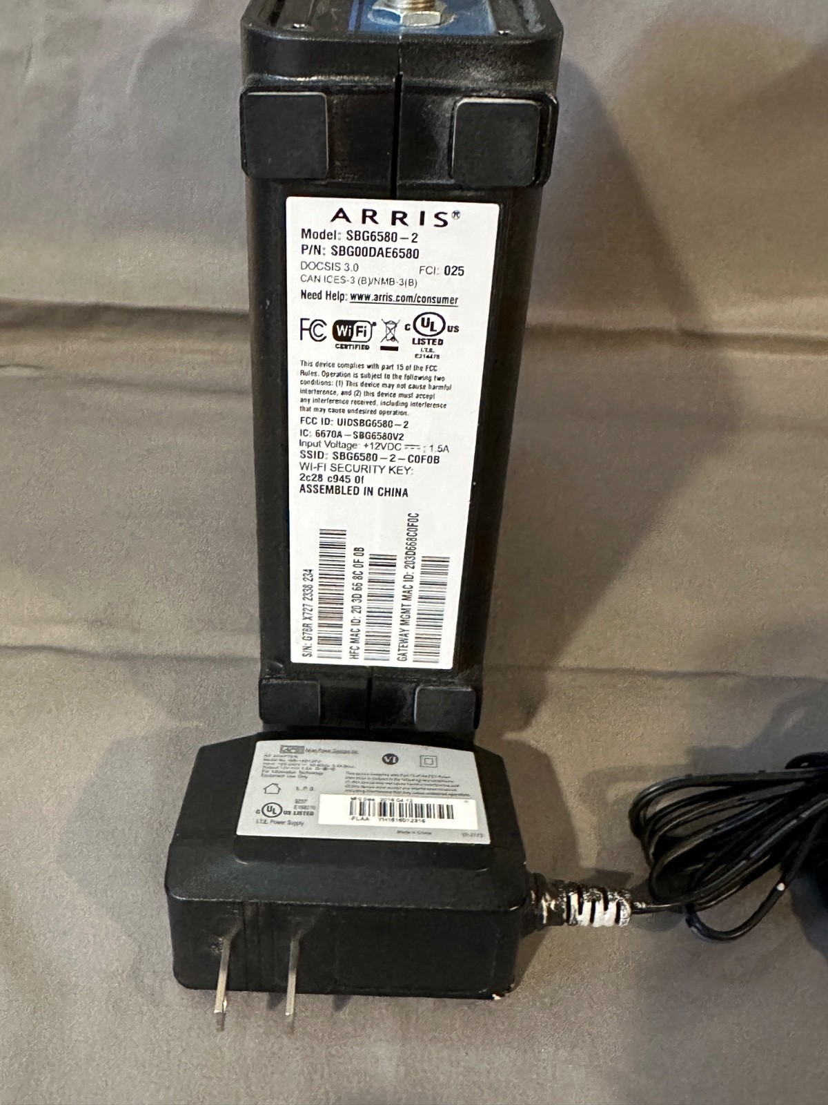 ARRIS SURFboard SBG6580-2 DOCSIS 3.0 Cable Modem/ Wi-Fi N600 N300 2.4Ghz + N300