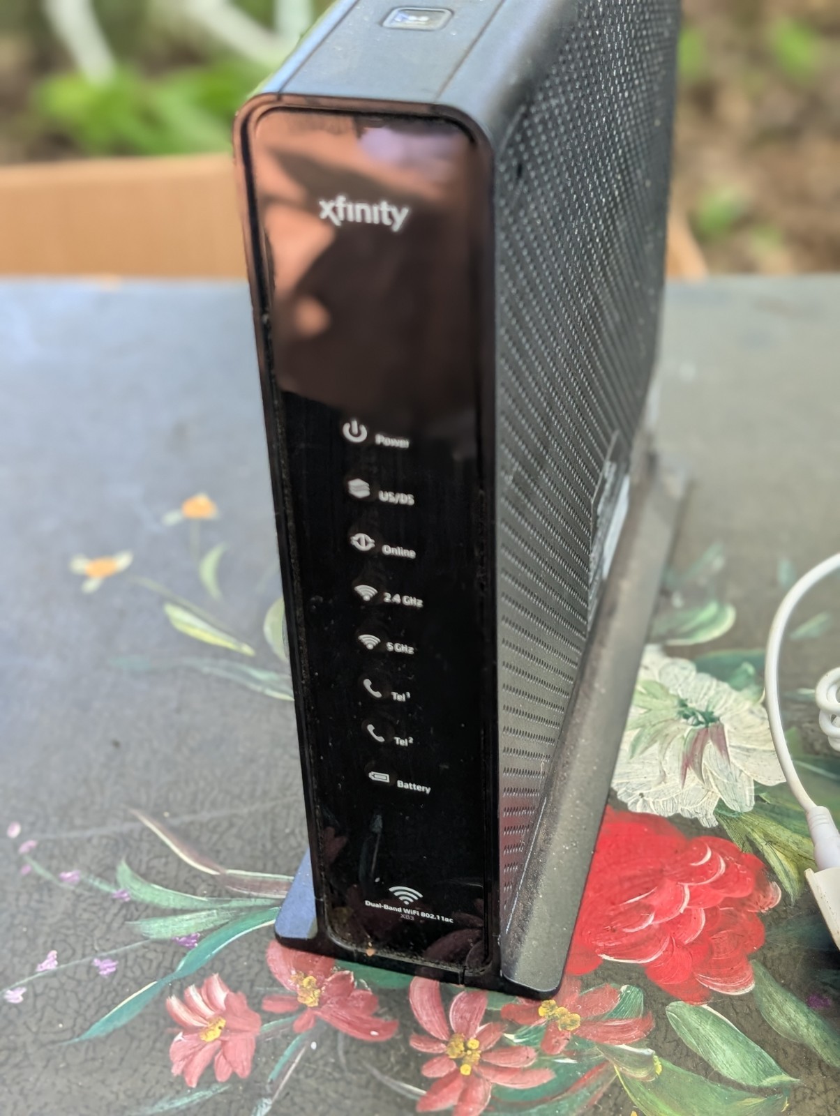 Xfinity Arris TG1682G Dual-Band WiFi Telephone Cable Modem