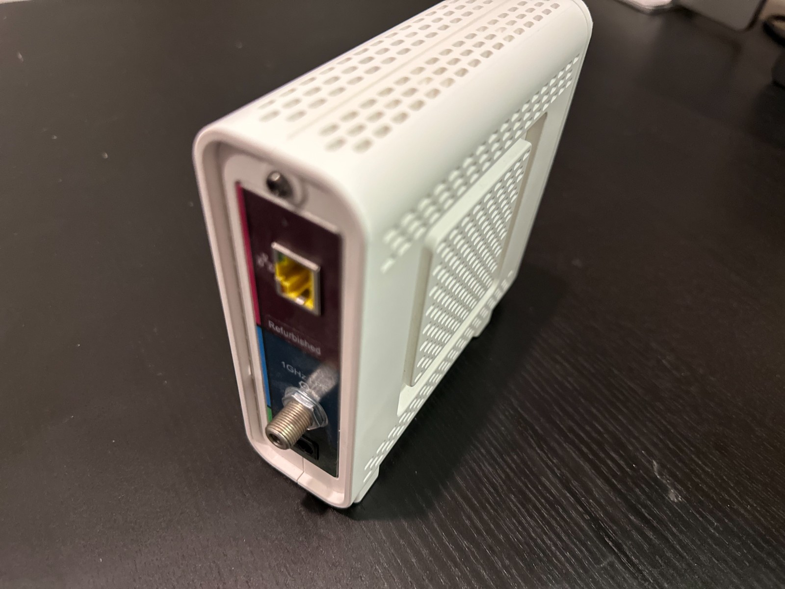 ARRIS Surfboard SB6190-RB DOCSIS 3.0 Cable Modem, White (Renewed)