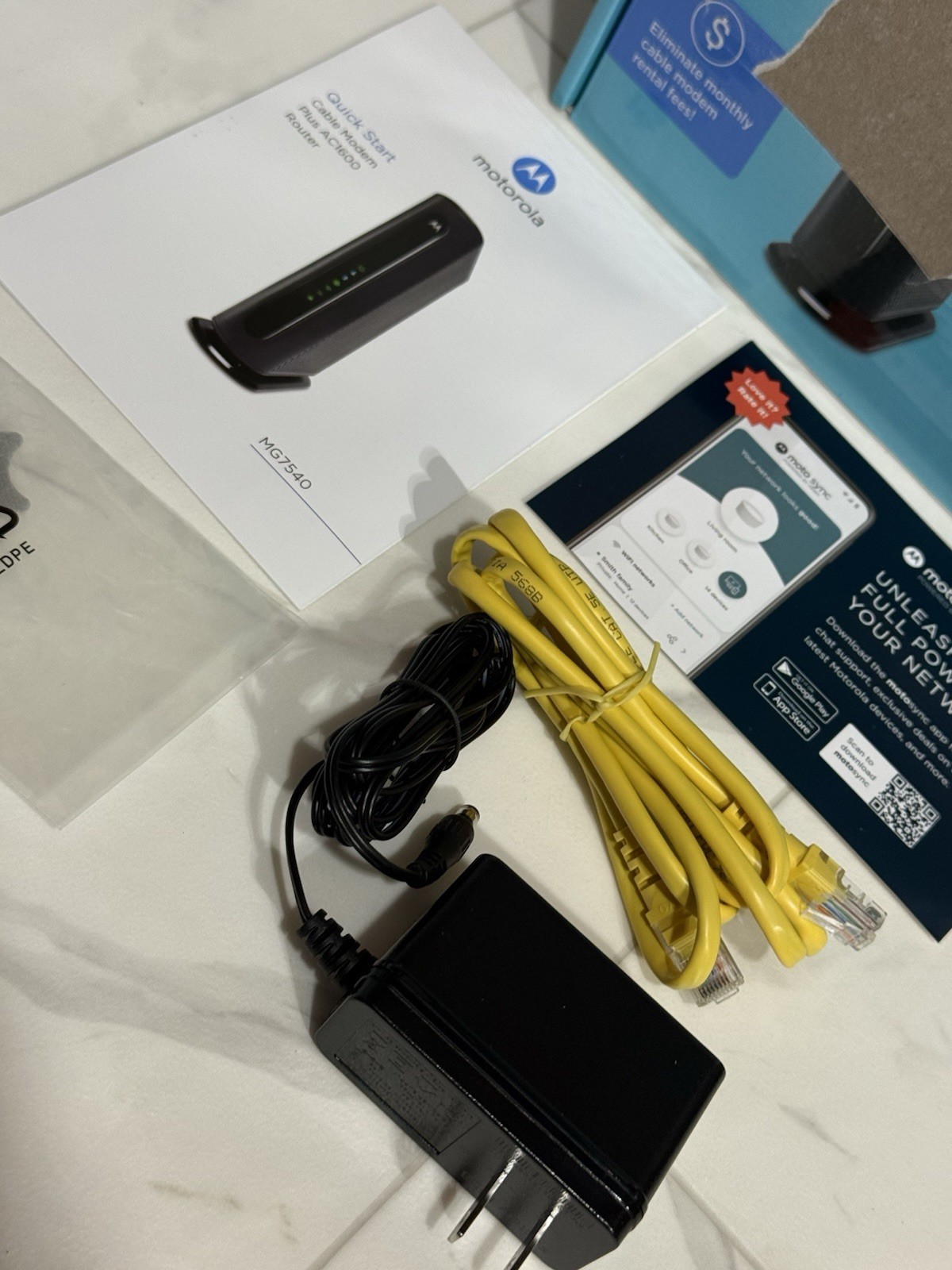 Motorola 16×4 Cable Modem Plus AC1600 Dual Band WiFi Gigabit Router Model MG7540