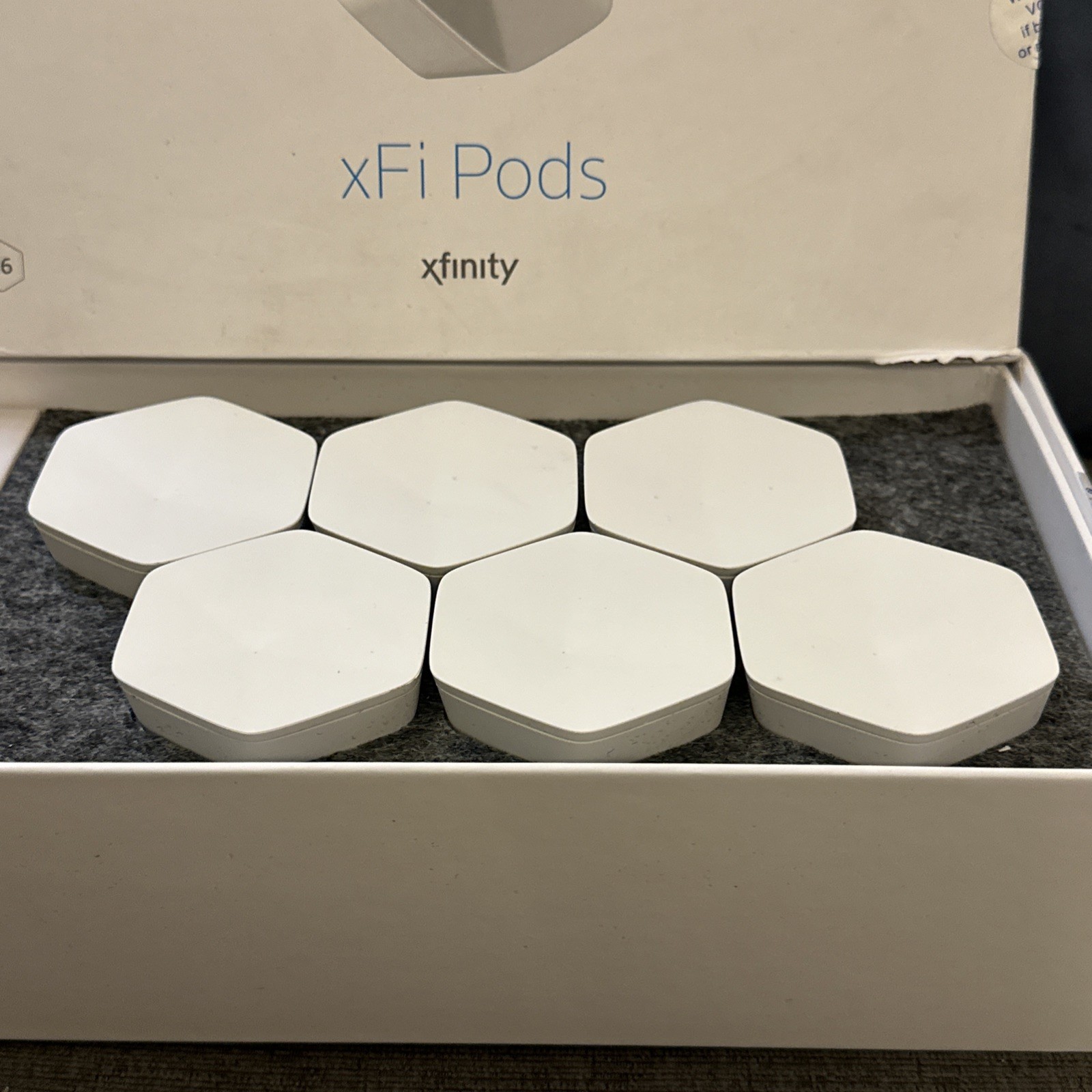 Xfinity XFI Pods Wifi Network Range Extender XE1-S Pack of 6