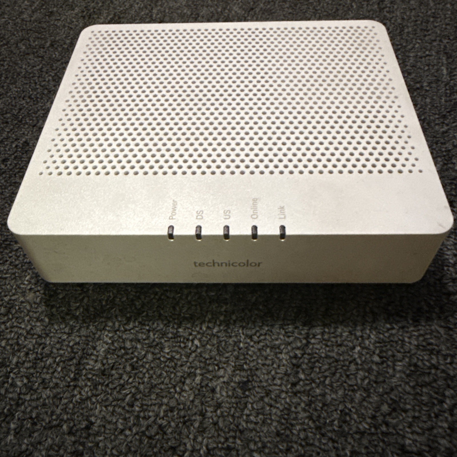 TECHNICOLOR TC4400-AM DOCSIS 3.1 CABLE MODEM 2 GIGABIT ETHERNET PORTS HIGH SPEED