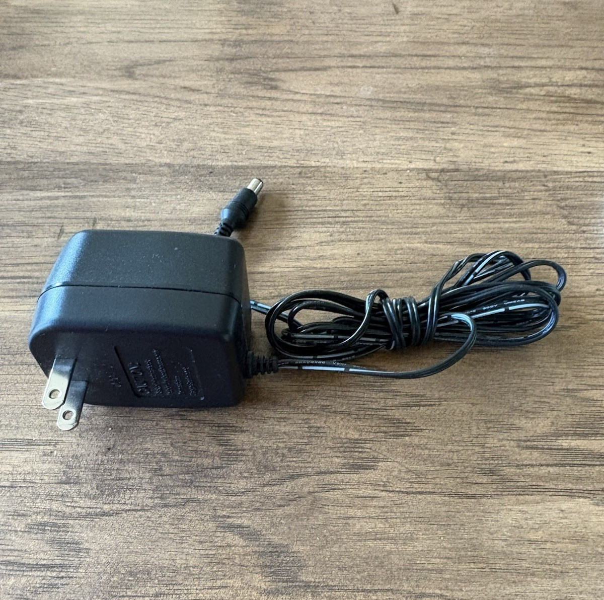 Westell Model 2200 A90-220015-04 DSL Wired Modem Router With Power Cord