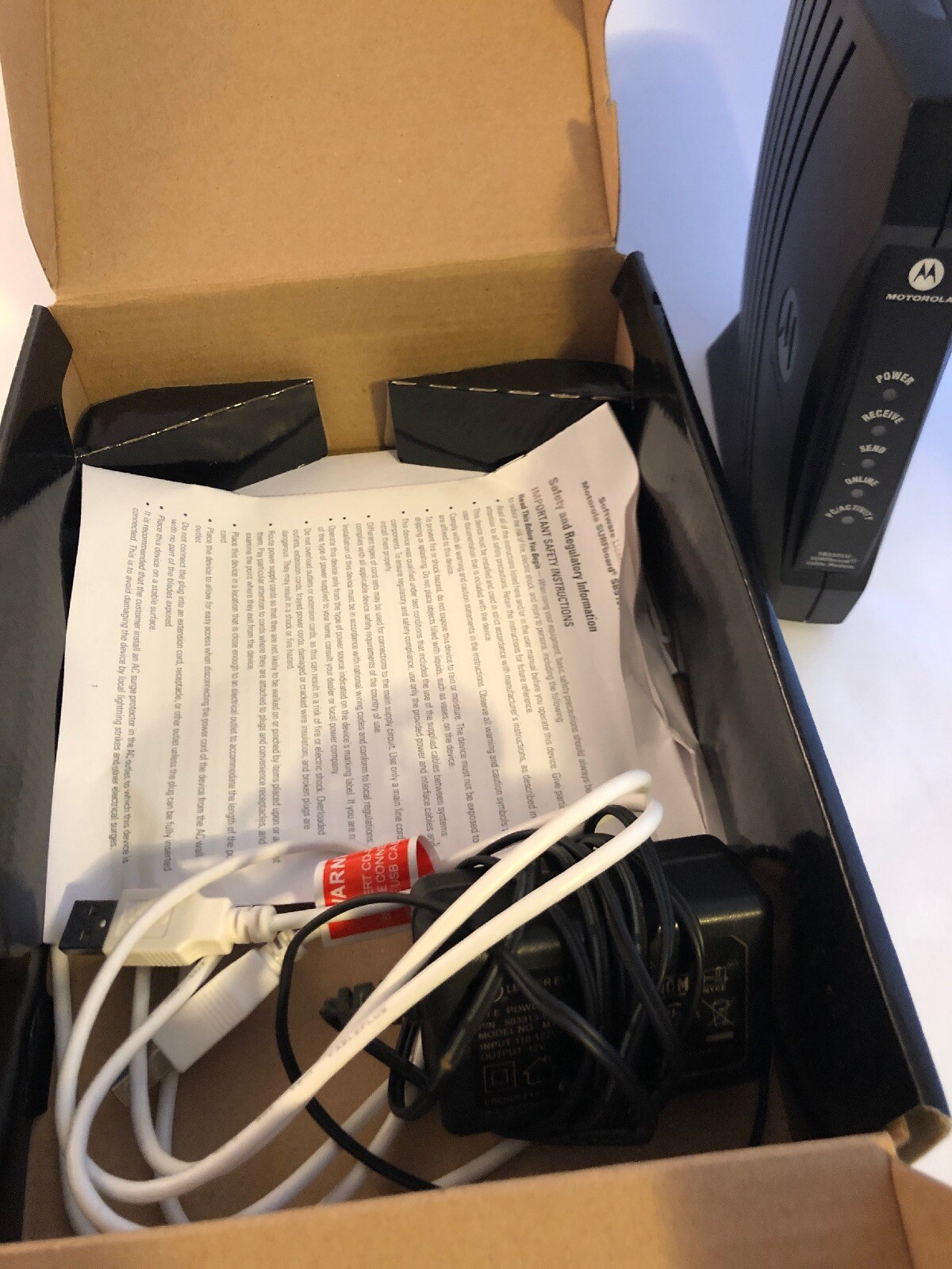 Motorola SURFboard SB5101U Cable Modem Black Excellent DOCSIS 2.0 Ethernet USB