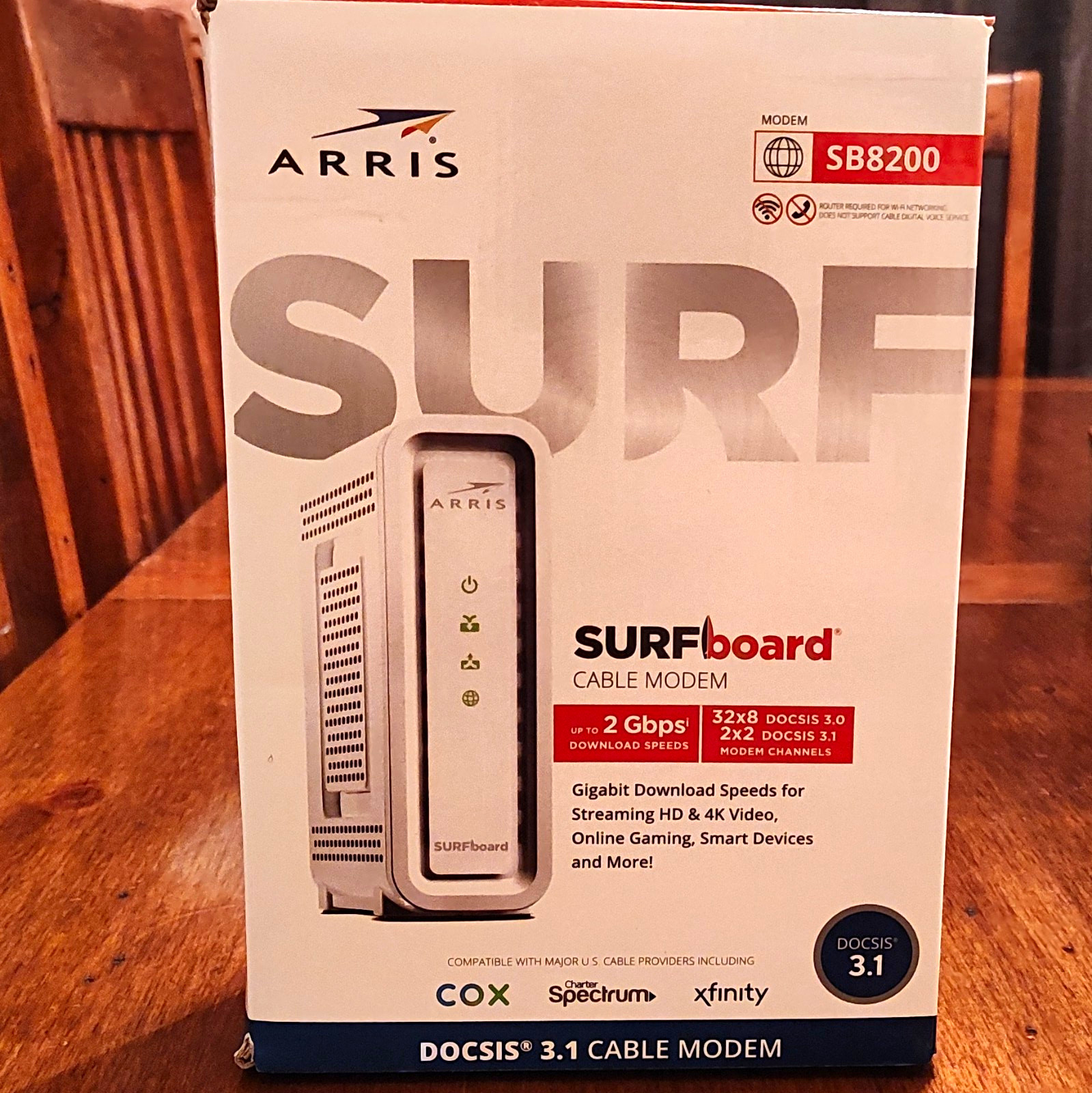 ARRIS SURFboard SB8200v2 DOCSIS 3.1 Cable Modem 2 Gbps 2x RJ-45 White