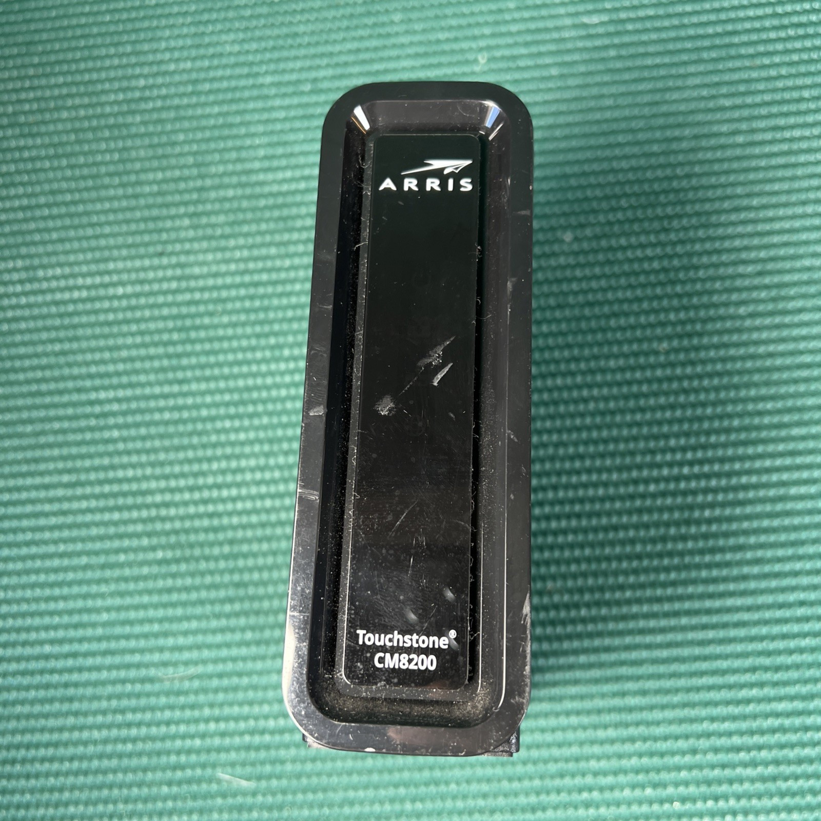 ARRIS Touchstone CM8200A DOCSIS 3.1 Ultra Fast Cable Modem – Black