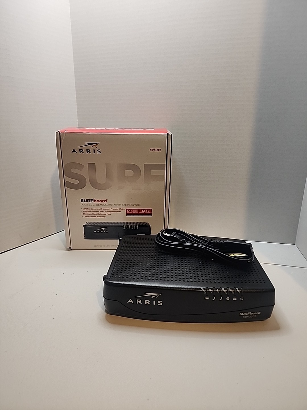 ARRIS SURFboard SBV3202 DOCSIS 3.0 Cable Modem Comcast Xfinity Internet & Voice