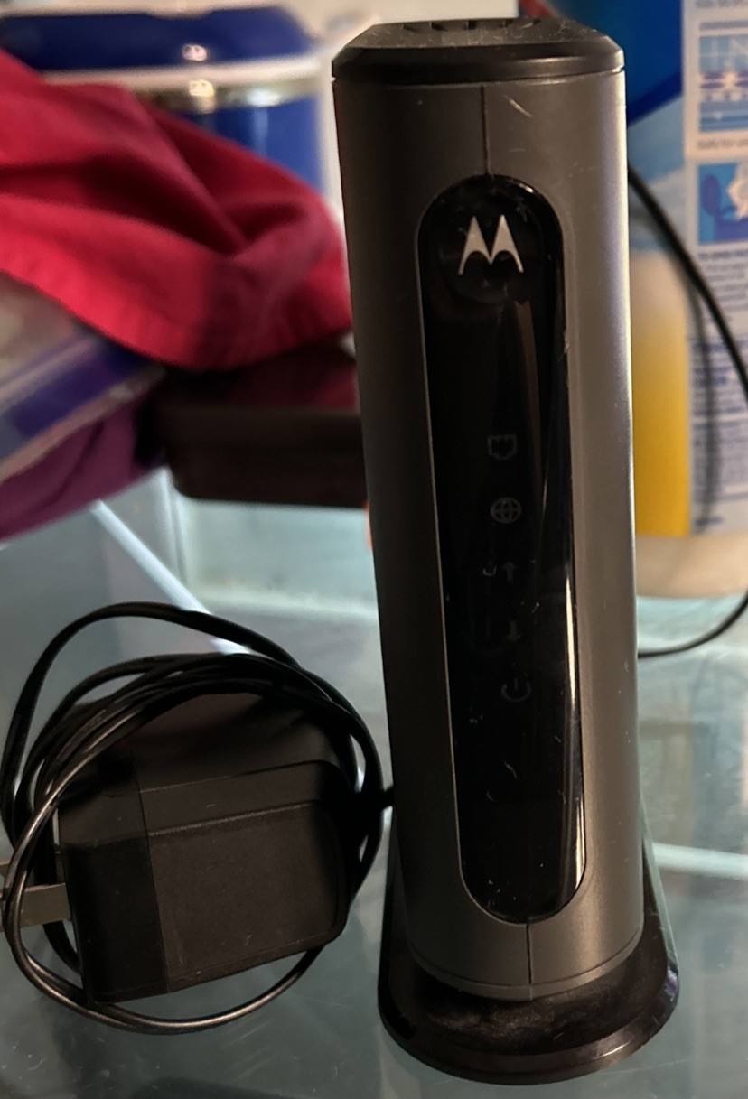 Motorola DOCSIS 3.0 Cable Modem – MB7220