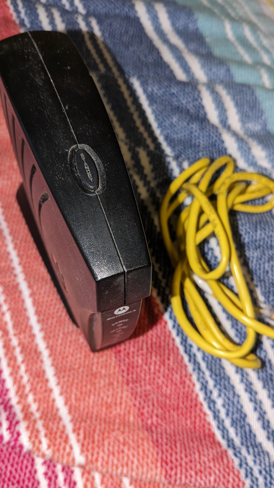 Motorola SURFboard SB5100 & SB5100 Cable Modem – Without Power Cable UNTESTED