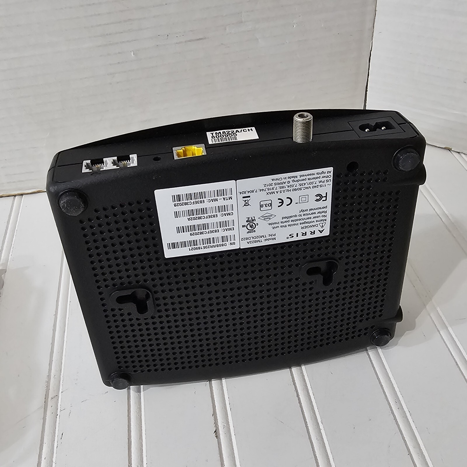Arris TM822 Touchstone Docsis 3.0 Ultra-High Speed Modem 10/100/1000 Ethernet