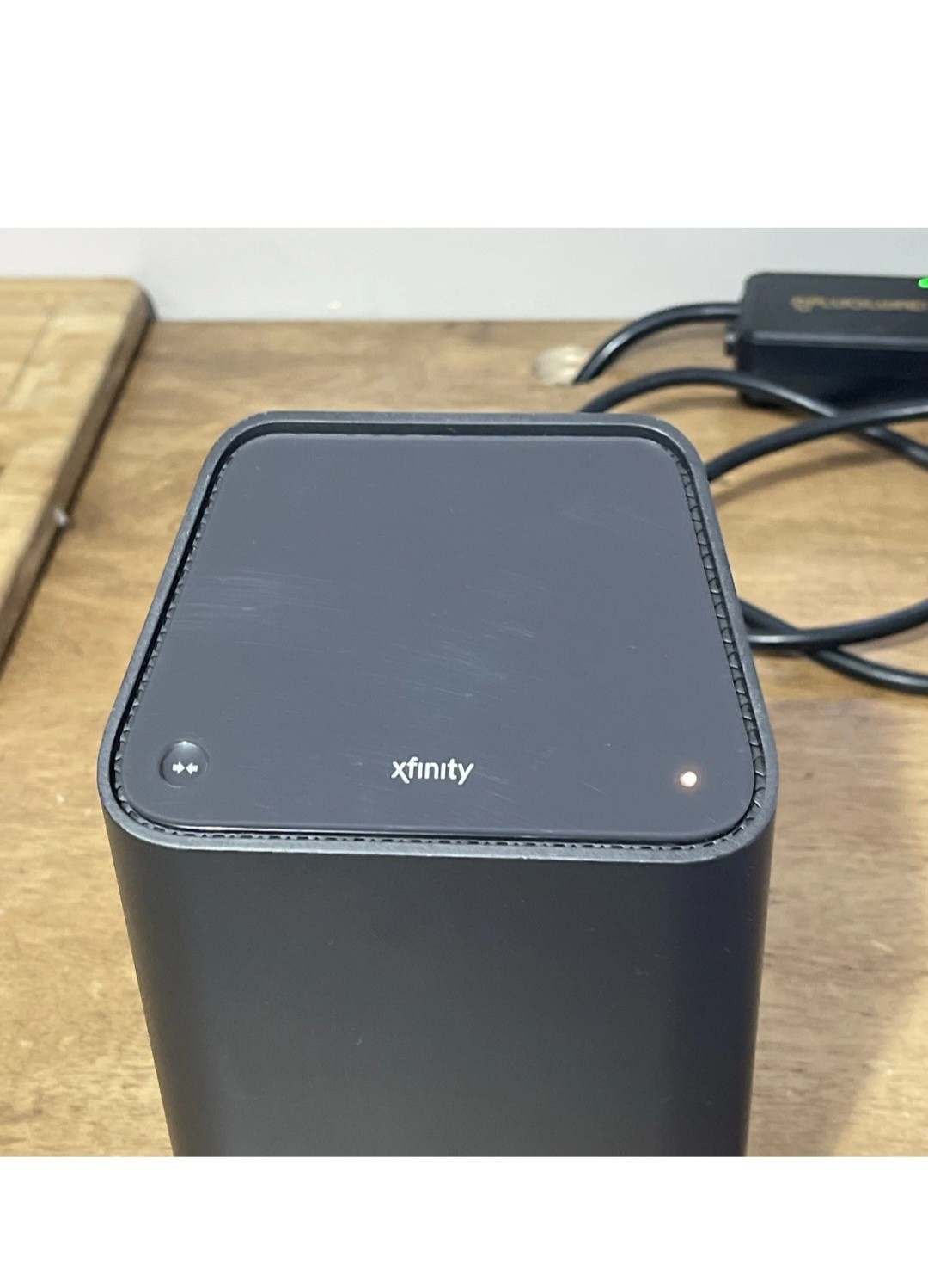 Xfinity XB6-A Gateway WiFi Router Modem xFi with cord Tested for power on only