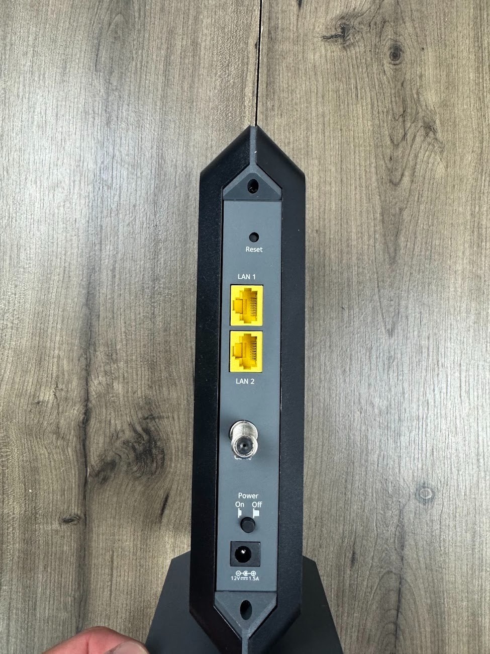 NETGEAR Nighthawk CM1100 Cable Modem 2 Gbps 2 x 1G Ethernet Ports – DOCSIS 3.1