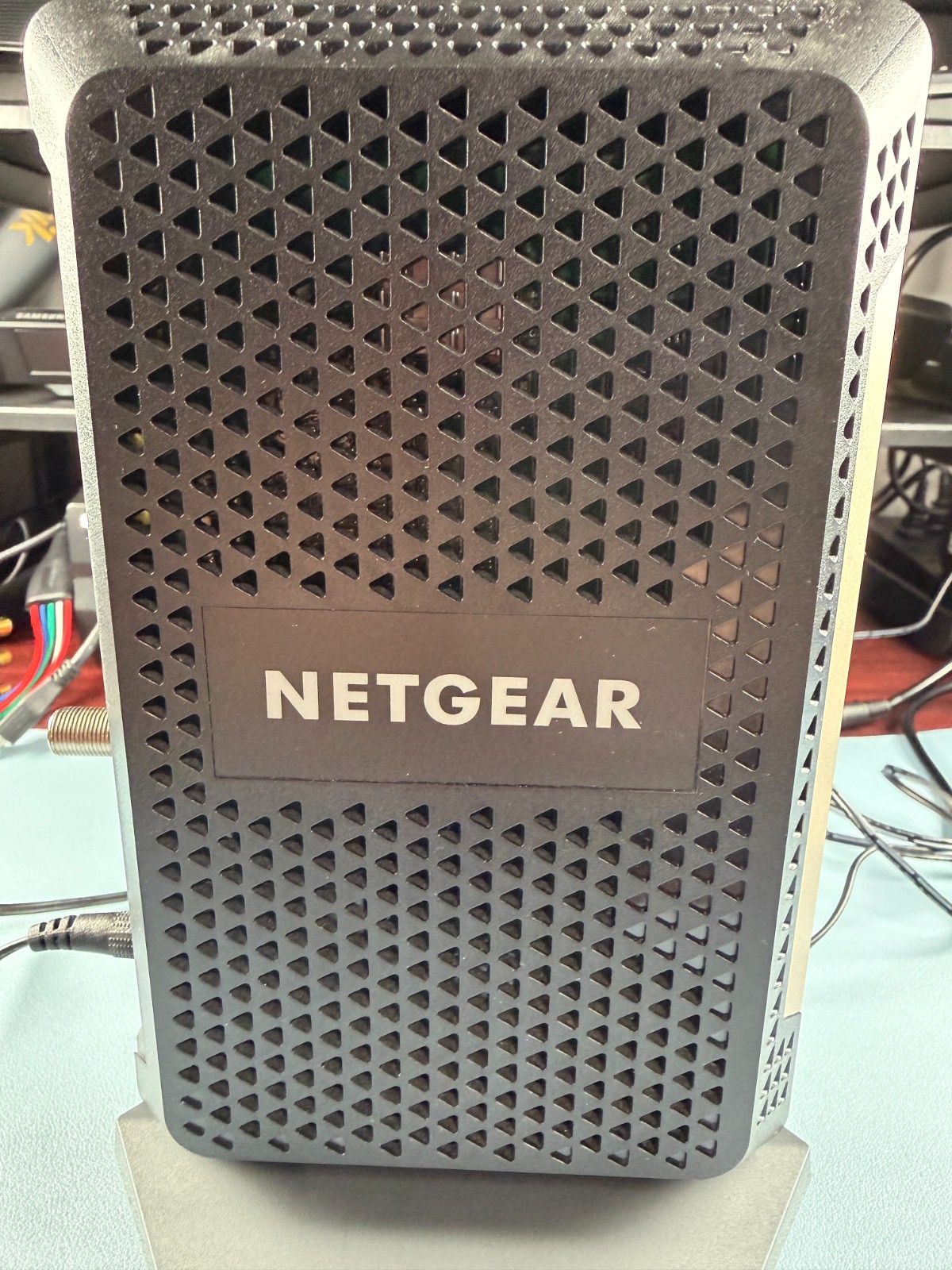 NETGEAR Nighthawk CM1000 DOCSIS 3.1 Cable Modem – Powers on – Untested – VIDEO