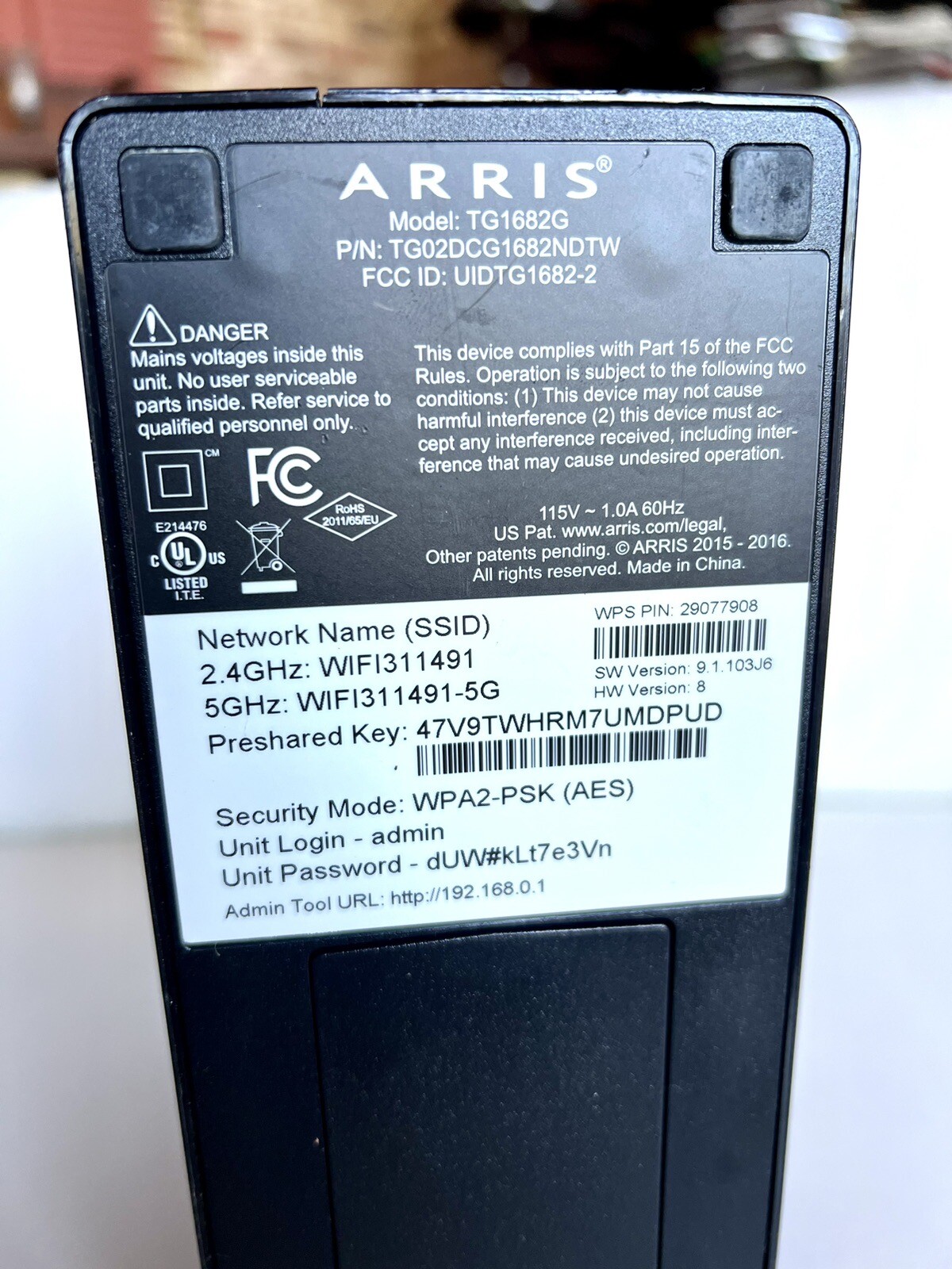 Arris TG1682G Dual Band Wireless 802.11ac Cable Modem Router w/ Cords