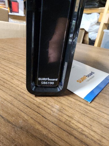 ARRIS SURFboard SB6190 DOCSIS 3.0 32 x 8 Gigabit Cable Modem 1 Gbps Black