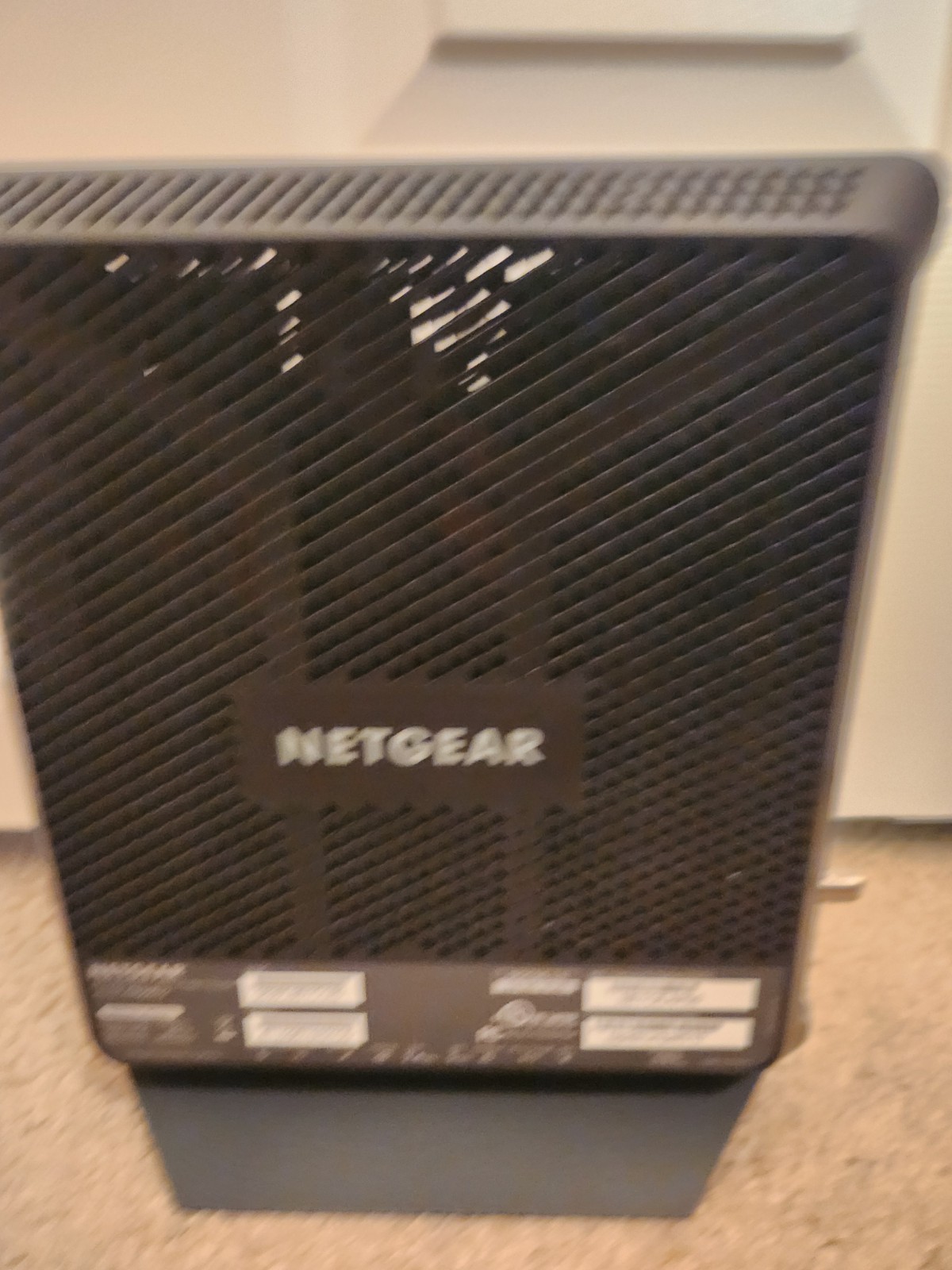 Netgear Nighthawk AC1900 WiFi Cable Modem Router