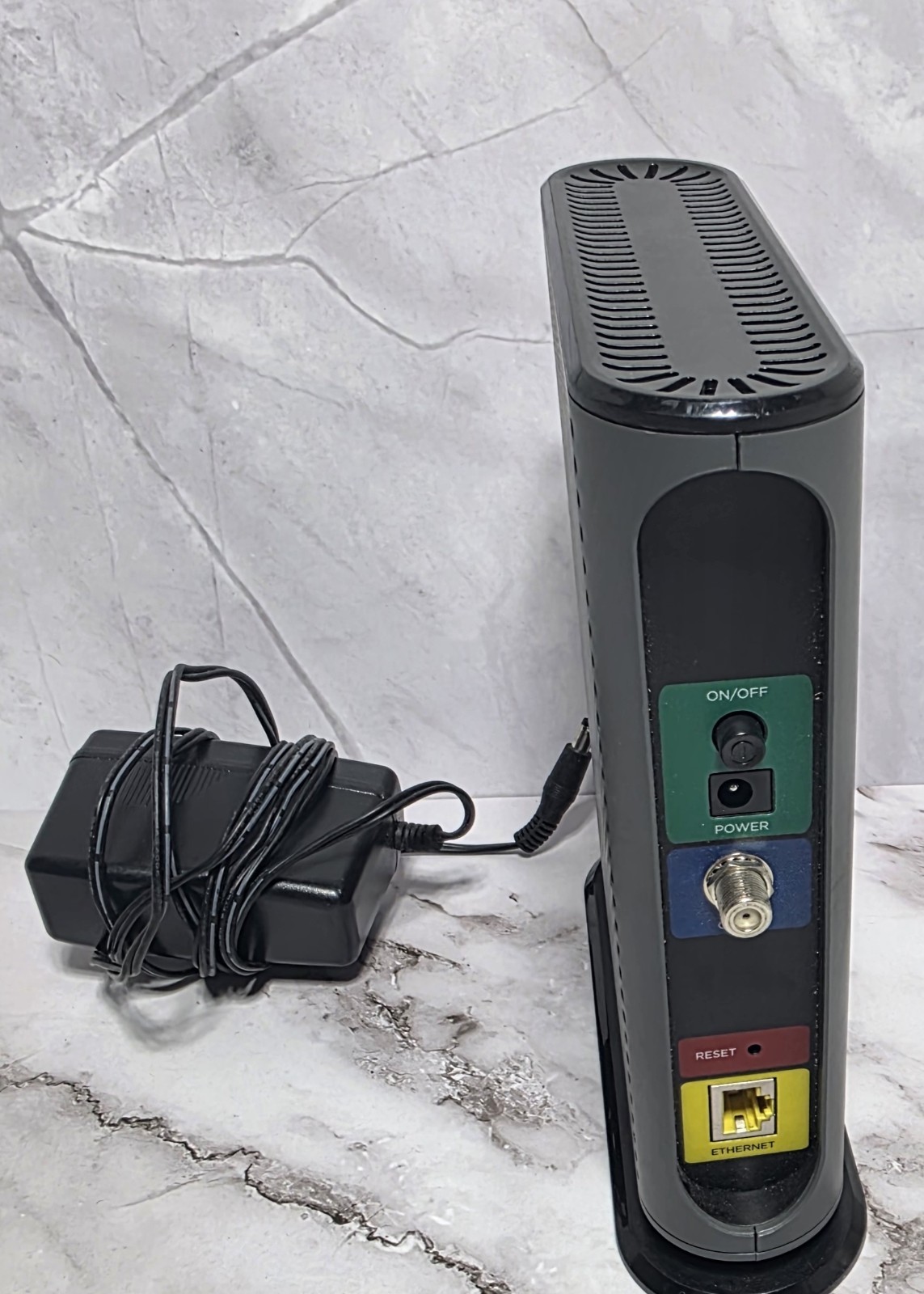 Motorola MB7621 Cable Modem | Pairs with Any WiFi Router up To 900 Mbps