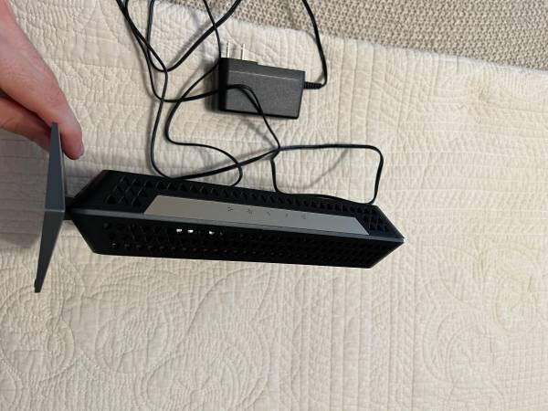 NETGEAR Nighthawk CM1000V2 DOCSIS 3.1 Cable Modem Great condition