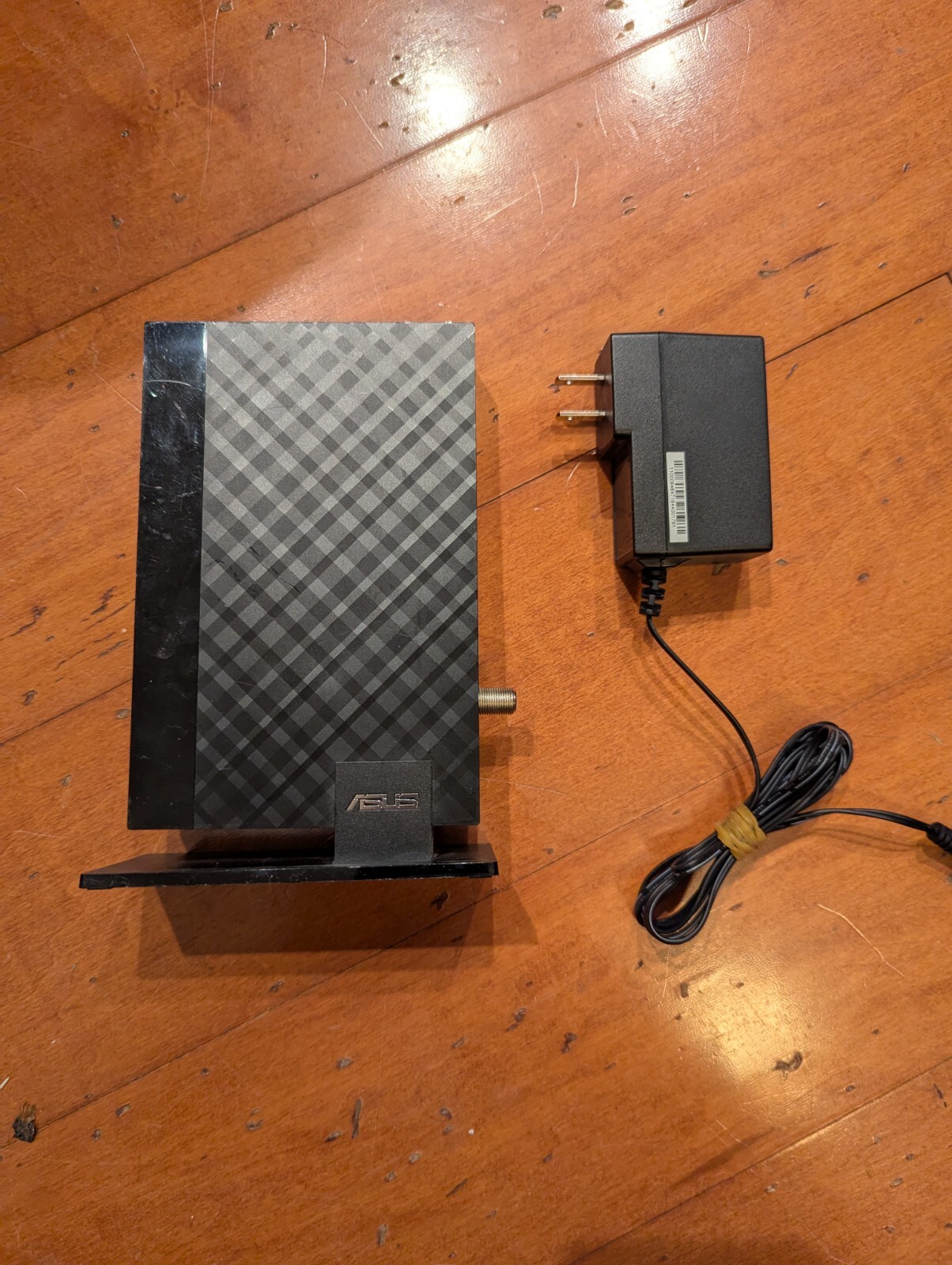ASUS CM-16 DOCSIS 3.0 Cable Modem with AC Adapter and Ethernet Cable