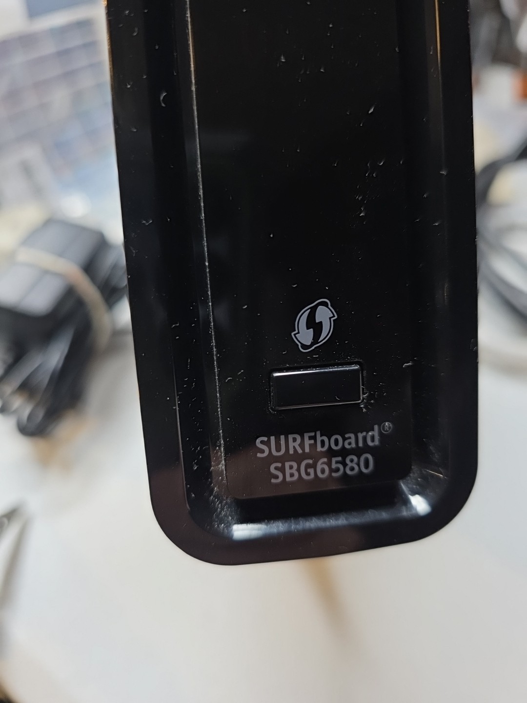 Motorola SURFboard (SBG6580) DOCSIS 3.0 Cable Modem Router 4 Port TESTED &WORKS