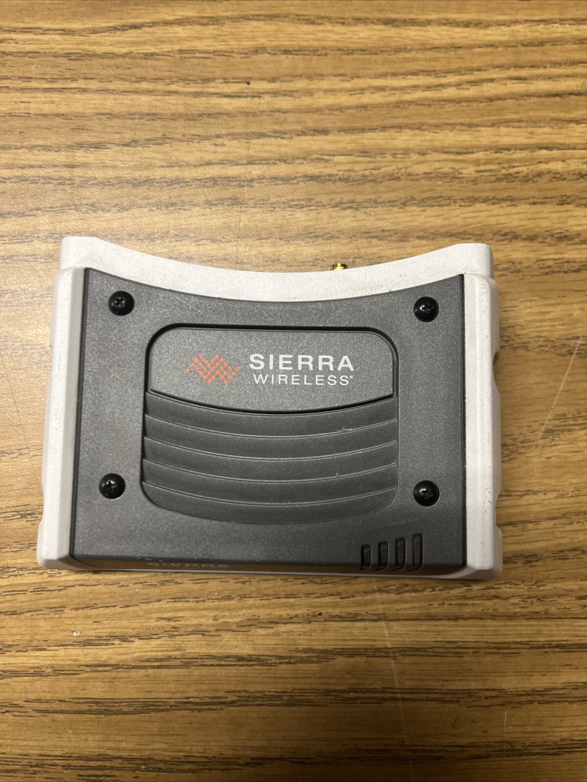 Sierra Wireless AirLink ES450 Rg LTE Gateway Terminal Server – Verizon 1102383