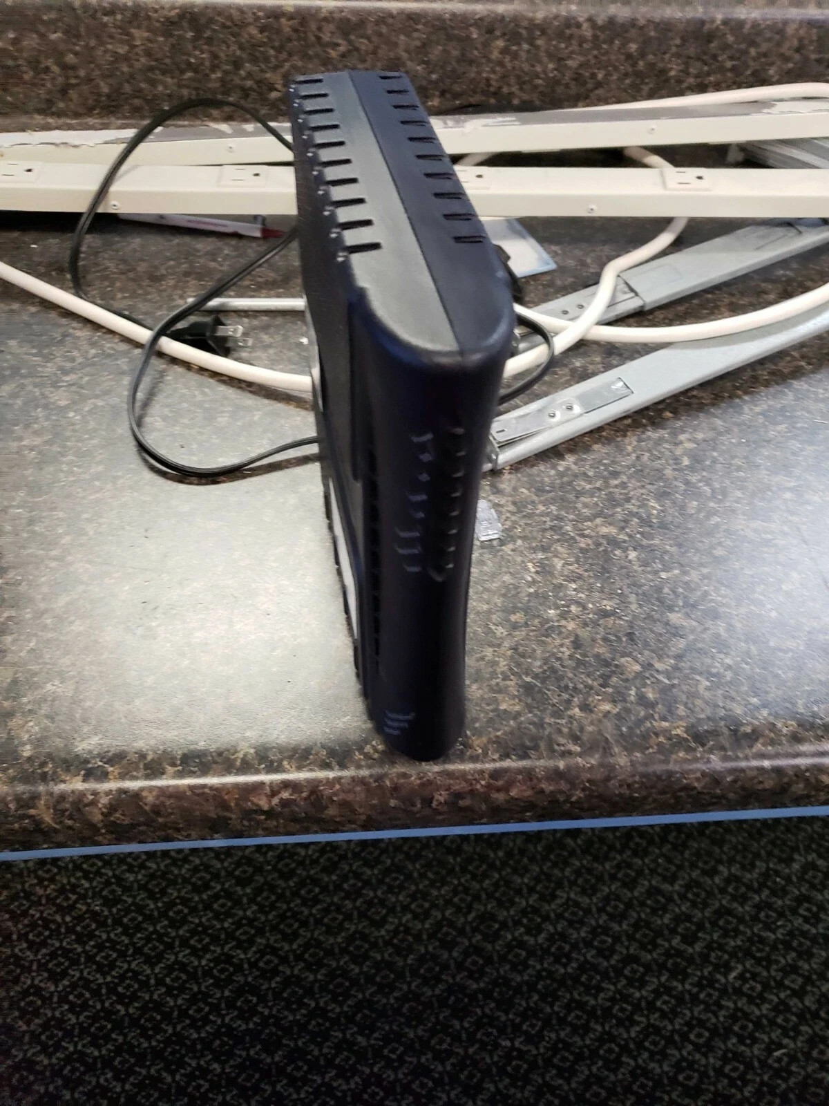 Arris TM602G 115 Modem