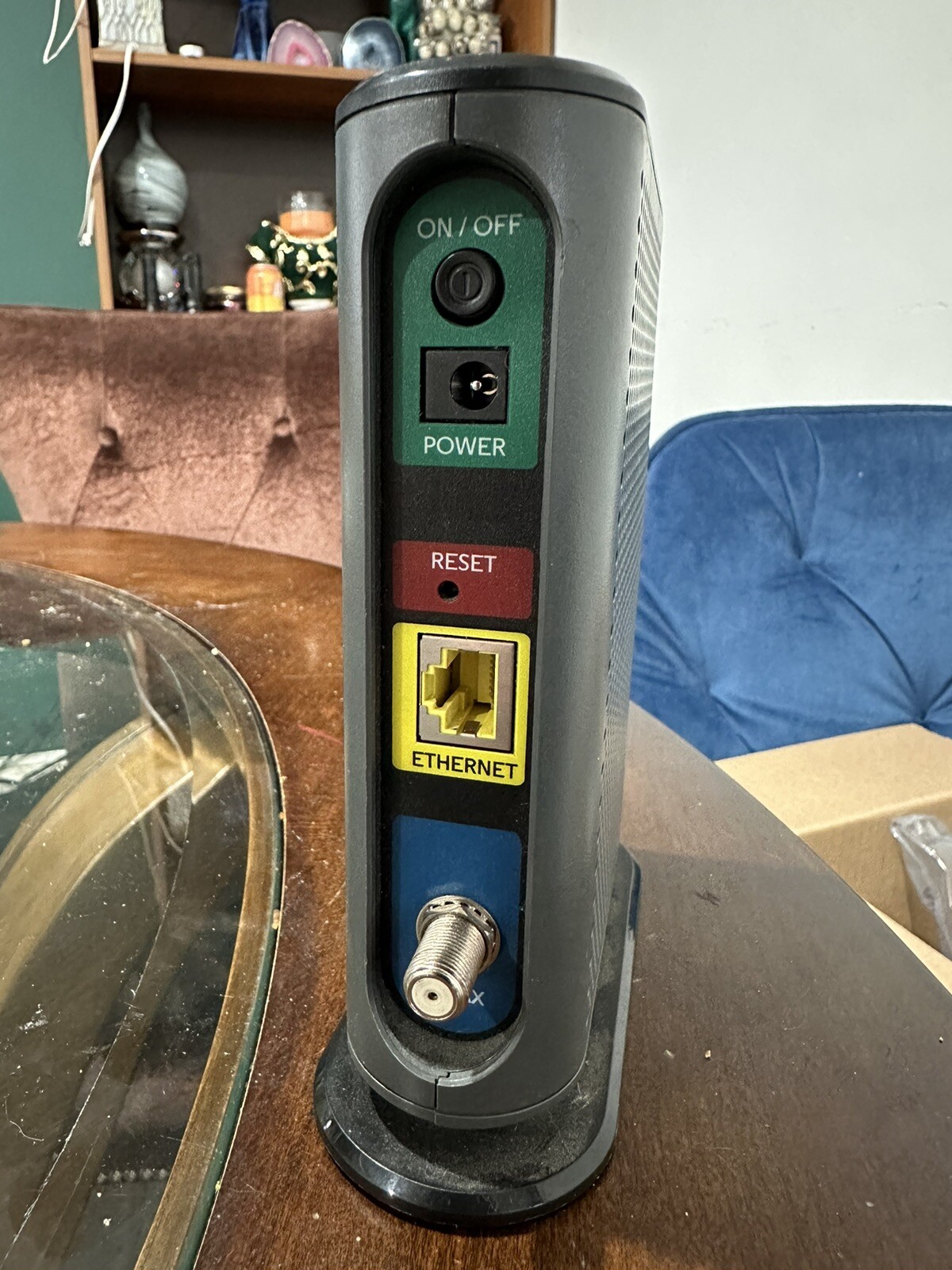 Motorola MB742010 686mbps DOCSIS 3.0 Cable Modem