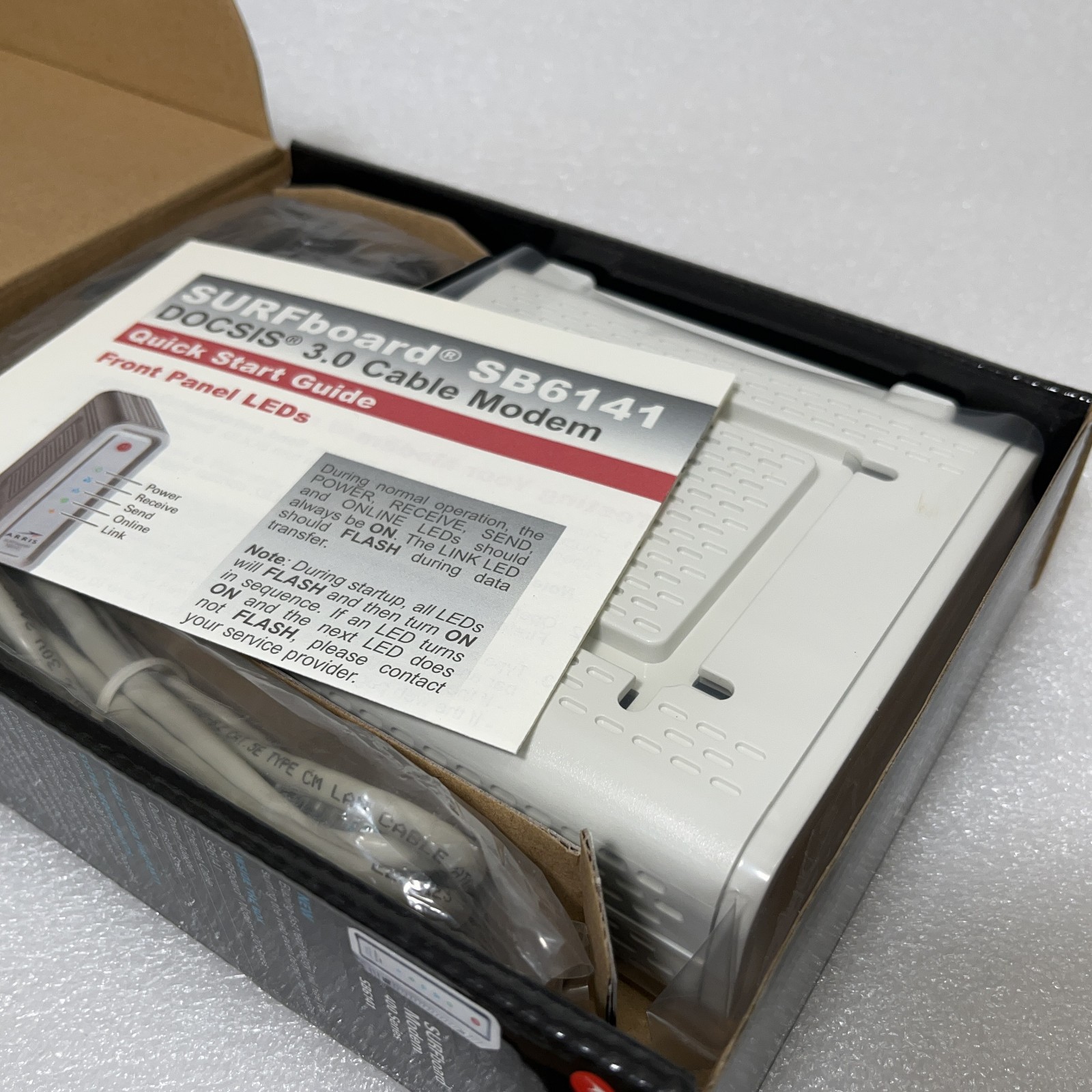 Motorola Arris SURFboard SB6141 Cable Modem DOCSIS 3.0 White RETAIL (Not ex-ISP)