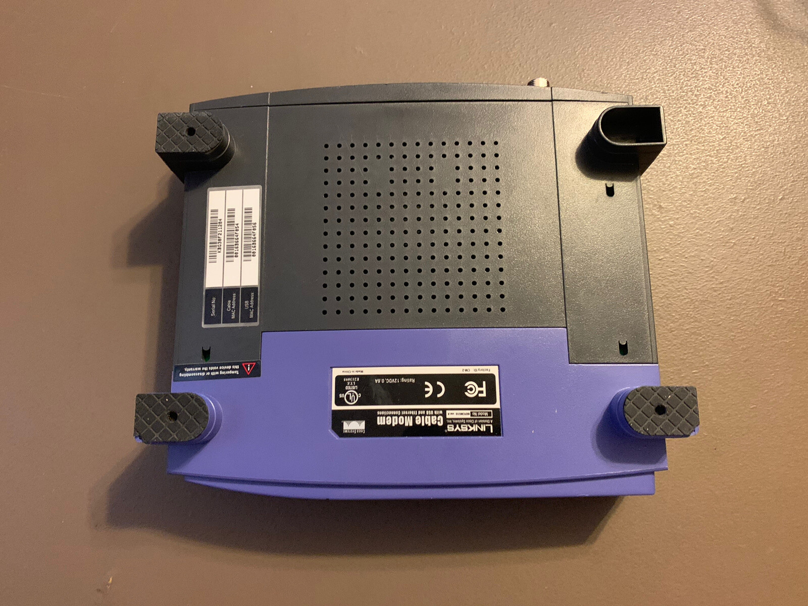 Linksys Cable Modem w/ USB & Ethernet Connections