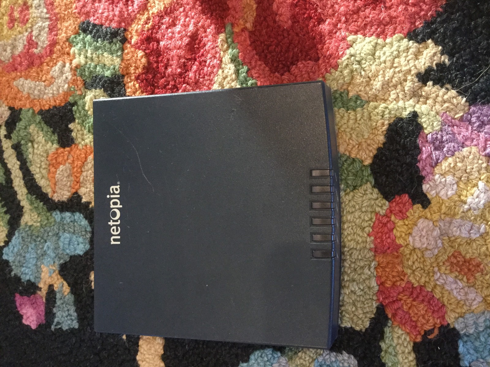 Netopia Cayman 3346N-002 4-Port 10/100 DSL Modem USED