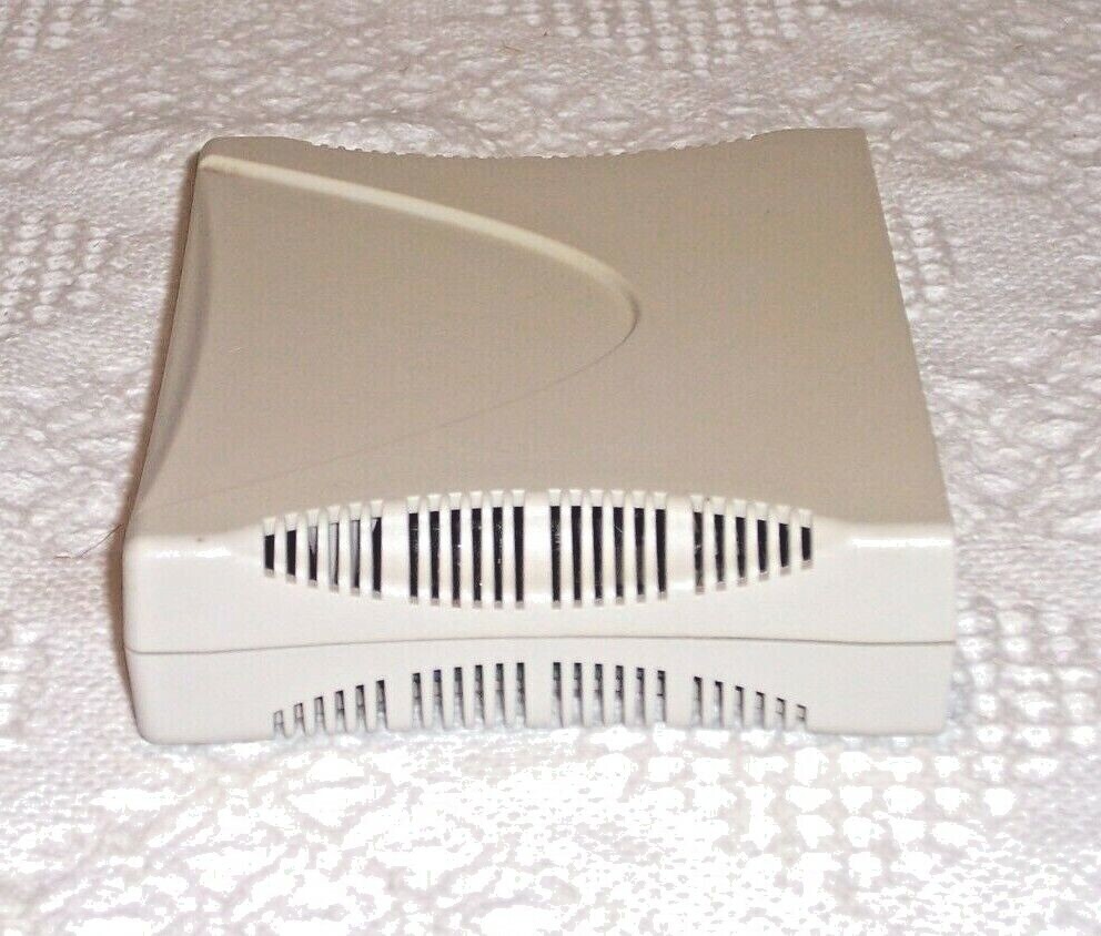 (821) Westell Wire Speed DSL Modem B90-220030-04