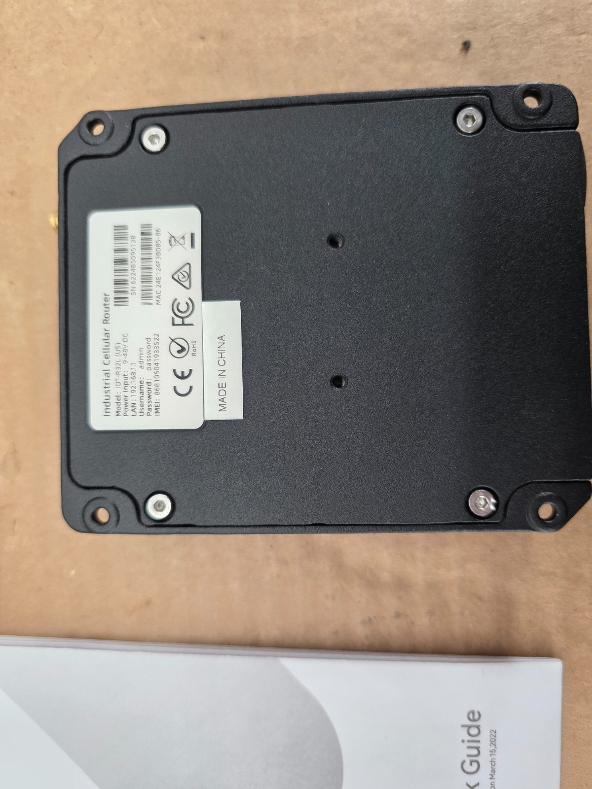 Linovision IOT-R32L Black LTE 48V DC 2 LAN Port Industrial Cellular Router Read