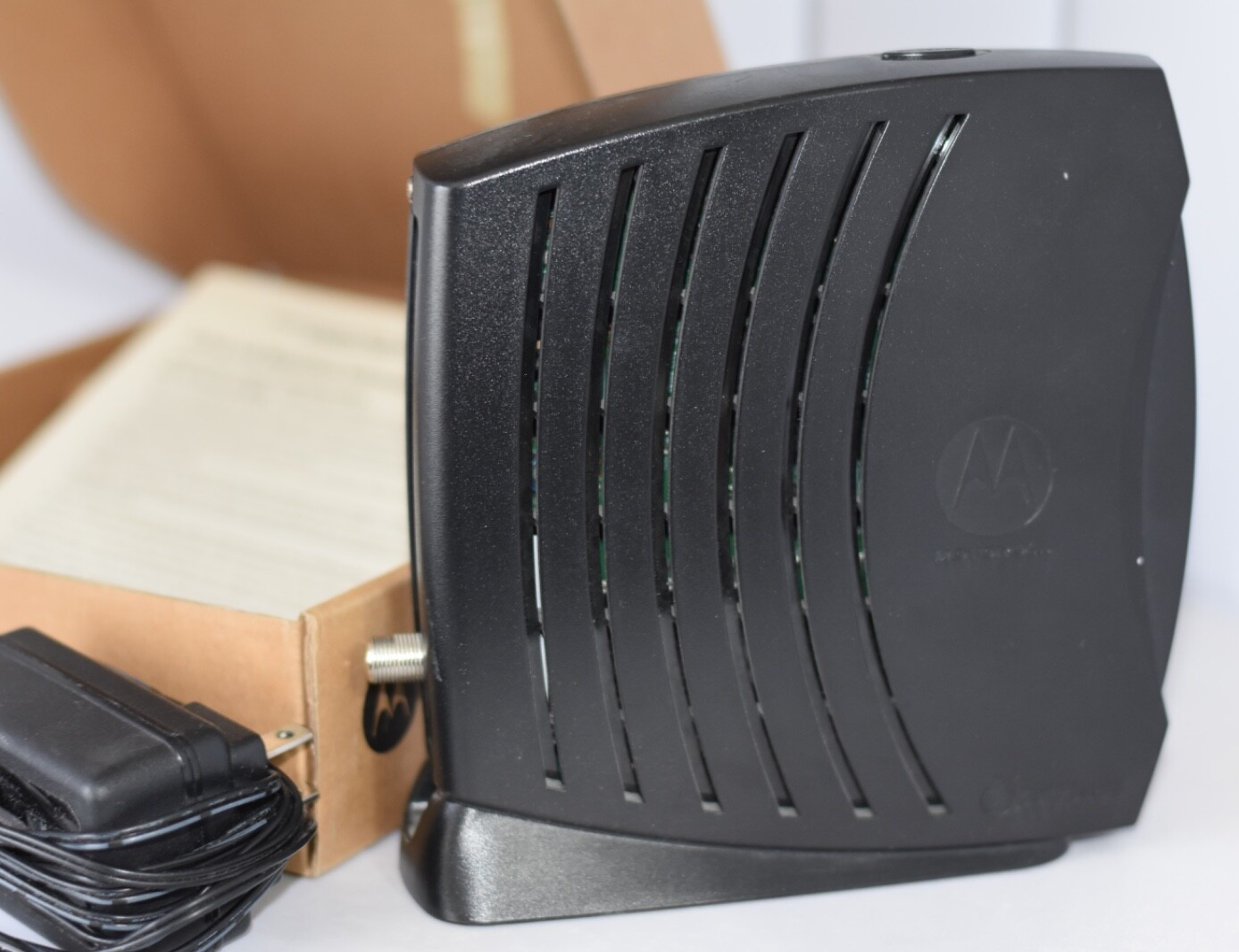 Motorola SURFboard SB5100 Cable Modem