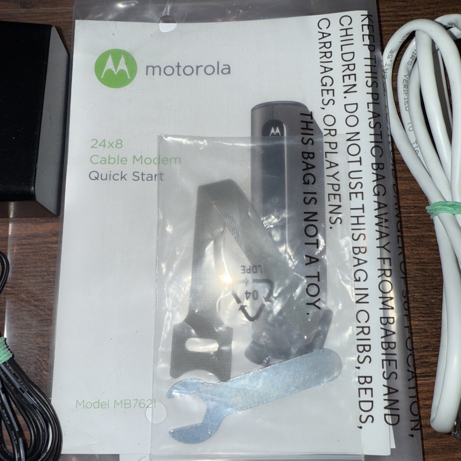 Motorola MB7621 24×8 DOCSIS 3.0 Cable Modem w/ Power Brick Ethernet Xfinity Cox