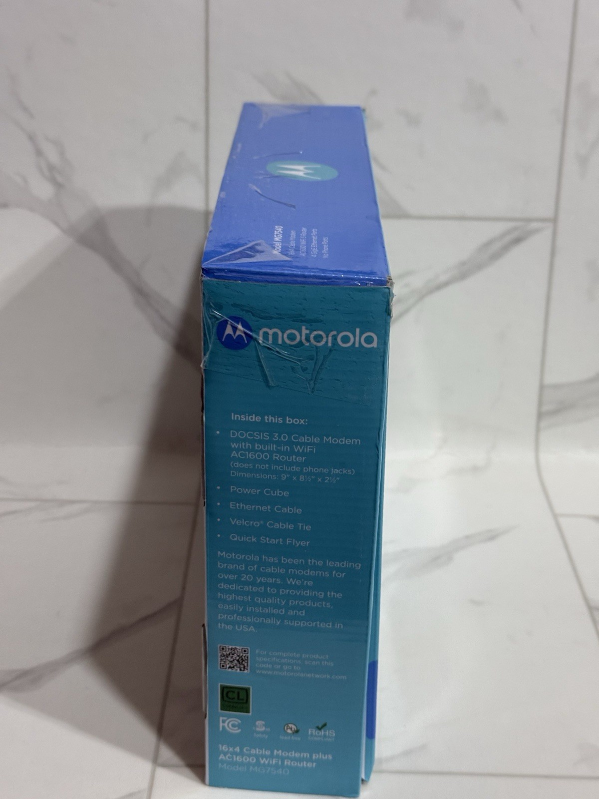 Motorola 16×4 Cable Modem Plus AC1600 Dual Band WiFi Gigabit Router Model MG7540