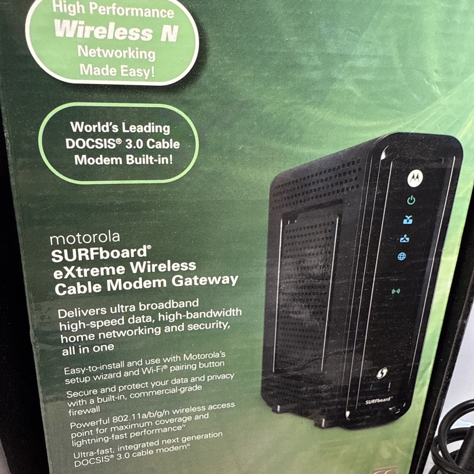 Motorola SURFboard eXtreme Wireless Cable Modem Gateway SBG6580
