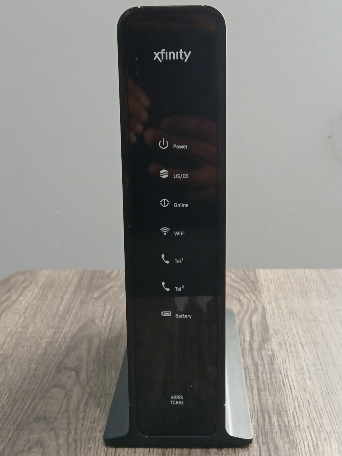 Xfinity Arris TG862G/CT Dual Band 802.11 Wifi Cable Modem Router. Not Tested