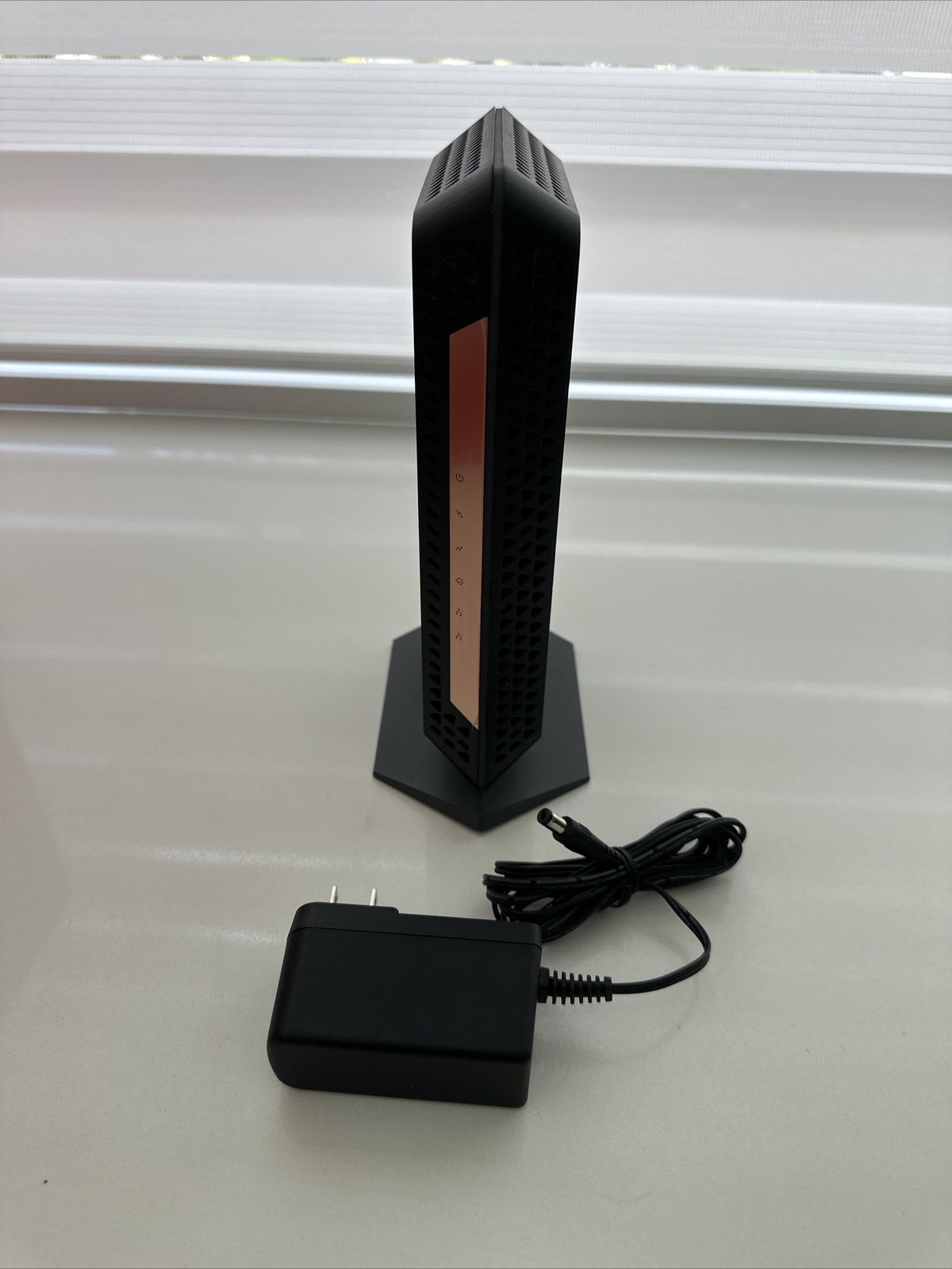 NETGEAR NIGHTHAWK CM1100 Cable Modem DOCSIS 3.1 Multi-Gig SpeedModem