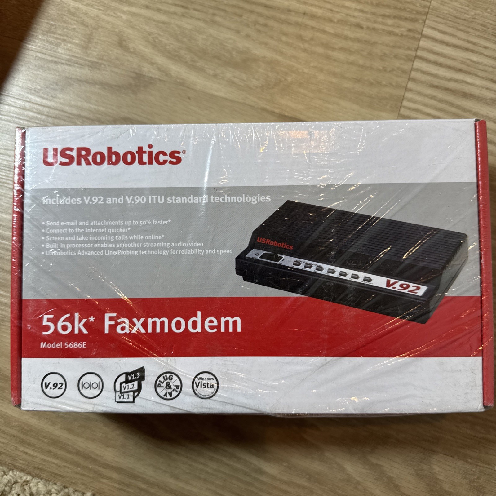 U.S. Robotics USR5686G V.92 Serial Controller Faxmodem 56Kbps RS-232 Serial Port