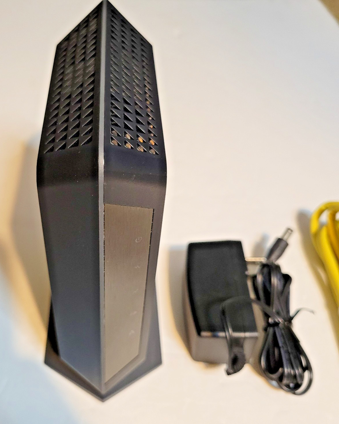 NETGEAR CM700 DOCSIS 3.0 High Speed Cable Modem, Up To 1.4 GBPS Tested