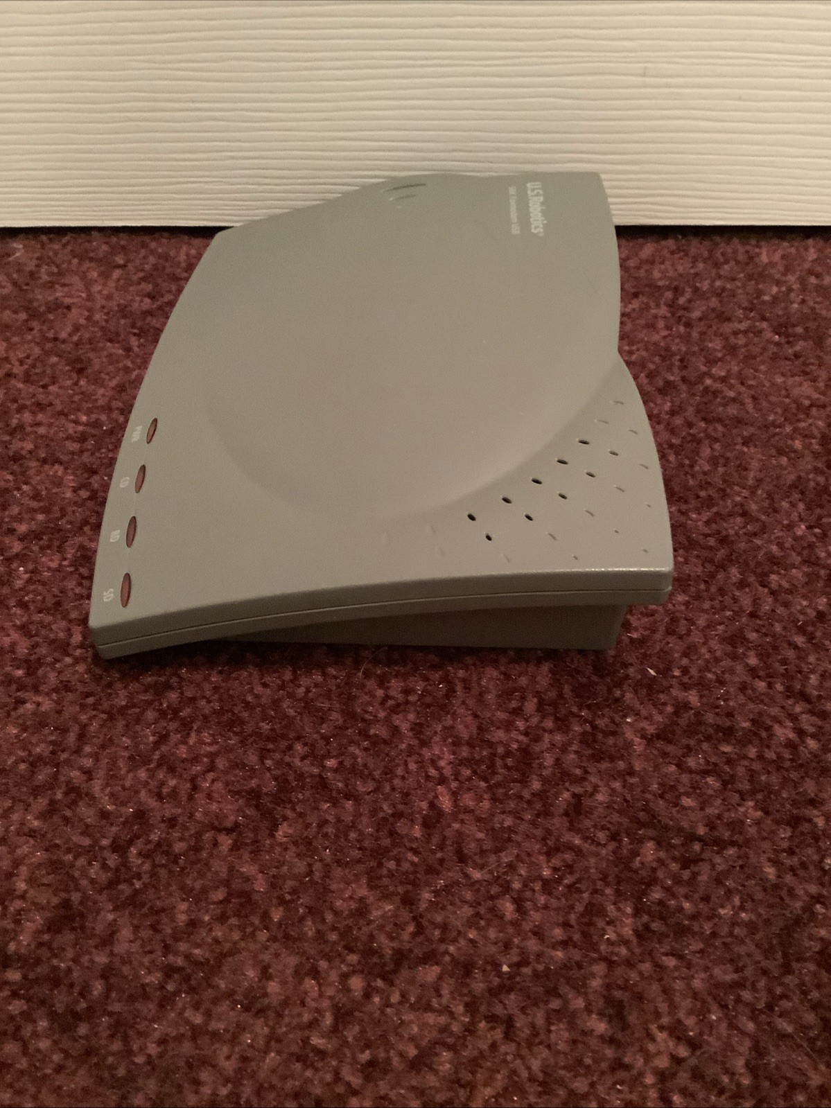 US ROBOTICS USR5633B 56K FAXMODEM USB MODEL 5633 For Home Or Office Use