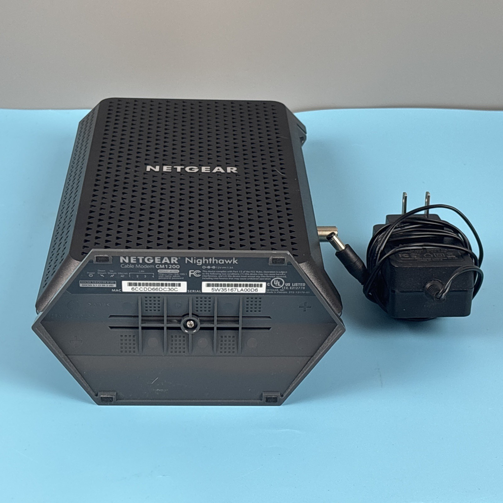 NETGEAR Nighthawk CM1200 DOCSIS 3.1 Cable Modem w/ adapter – Parts/Repair ONLY!