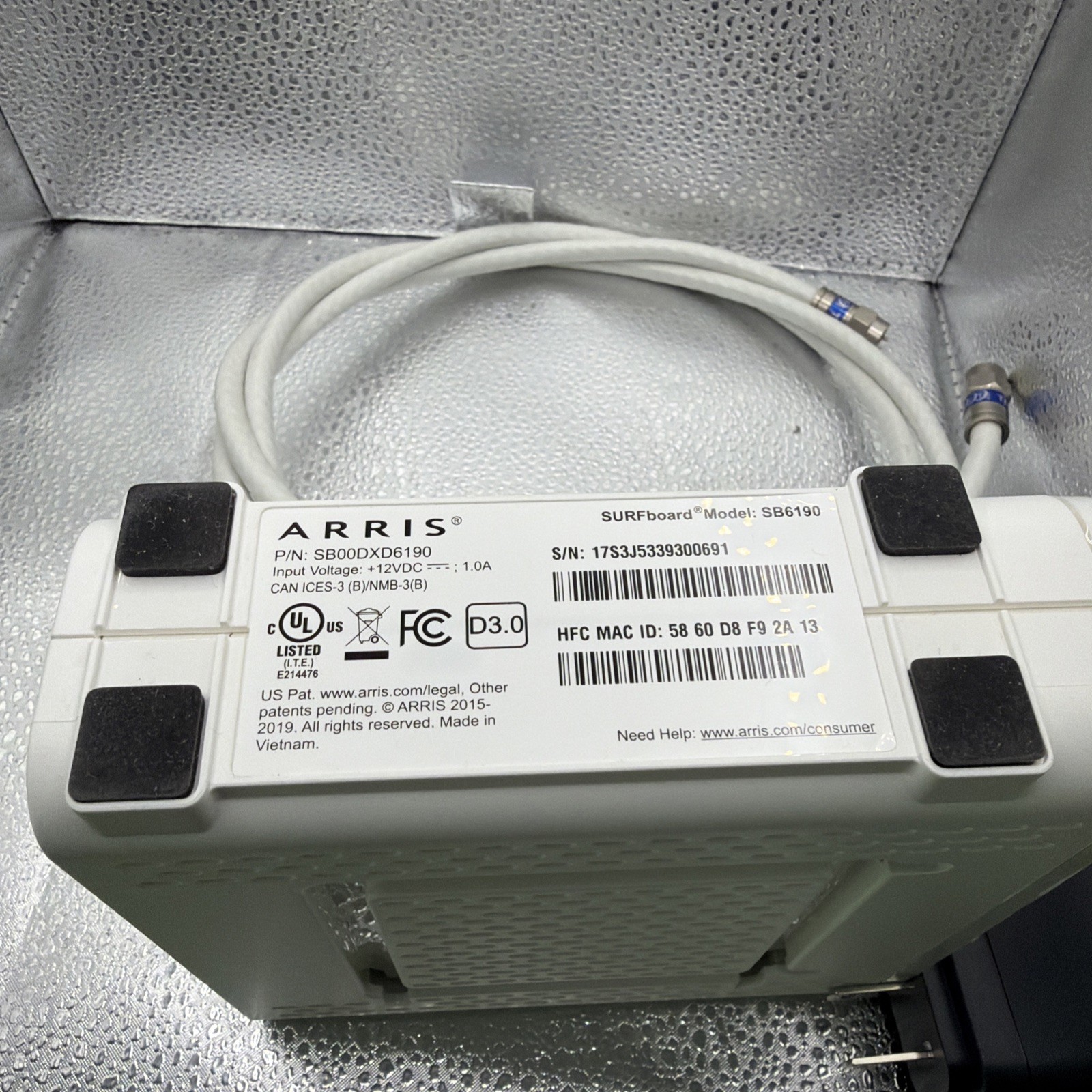 ARRIS SURFboard SB6190 DOCSIS 3.0 With Adapter And Co Axial Cable White