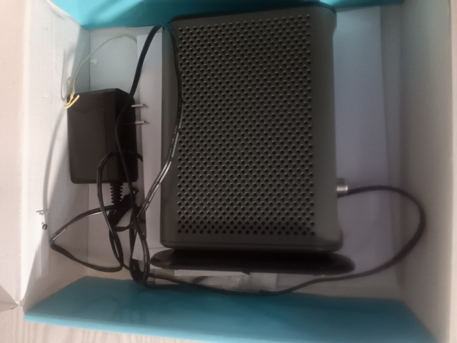 Motorola Docsis 3.1 Cable Modem model MB8600