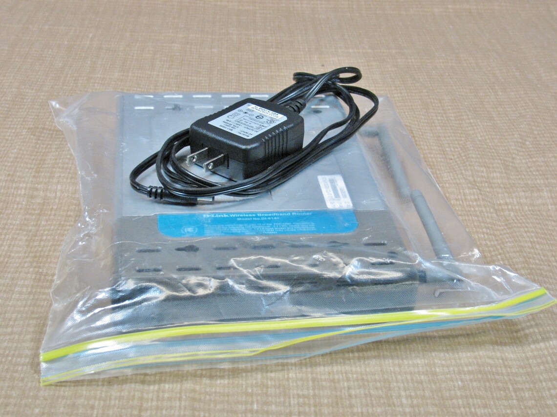 D-LINK AirPlus DI-614+ Wireless 22 Mbps Broadband Router Pre-owned