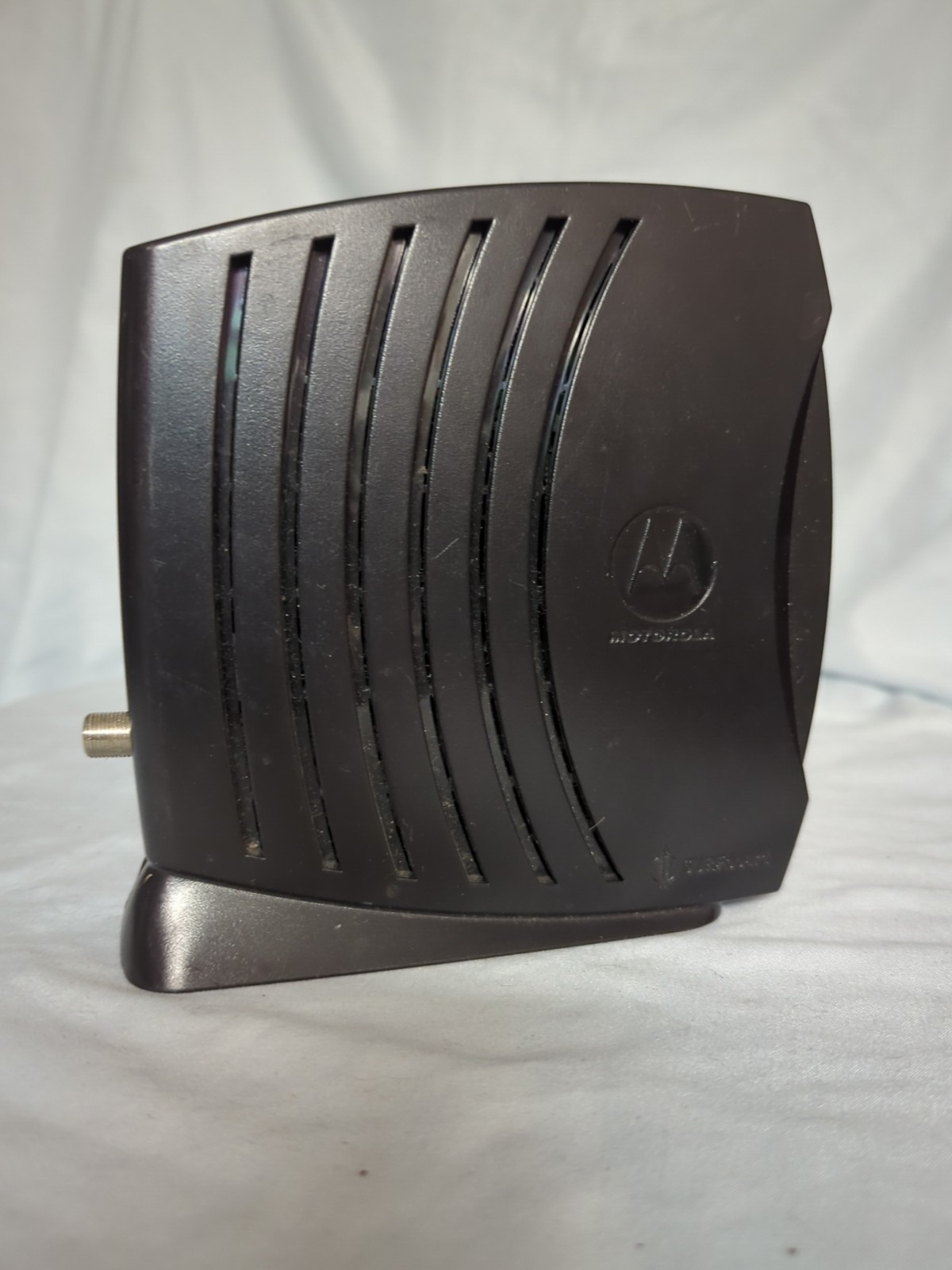 Motorola SURFboard SB5101 (515290-100-00) 38 Mbps No Power Cord