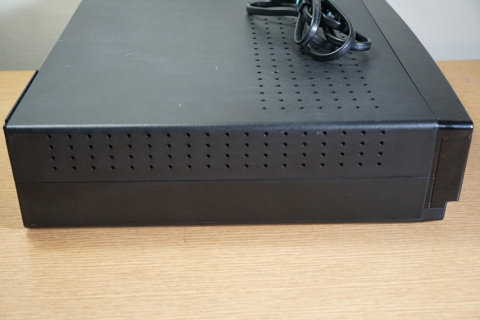 ARRIS Media Gateway MG5225G/NA MG02DCG5225 Modem, eSATA, USB, Cable
