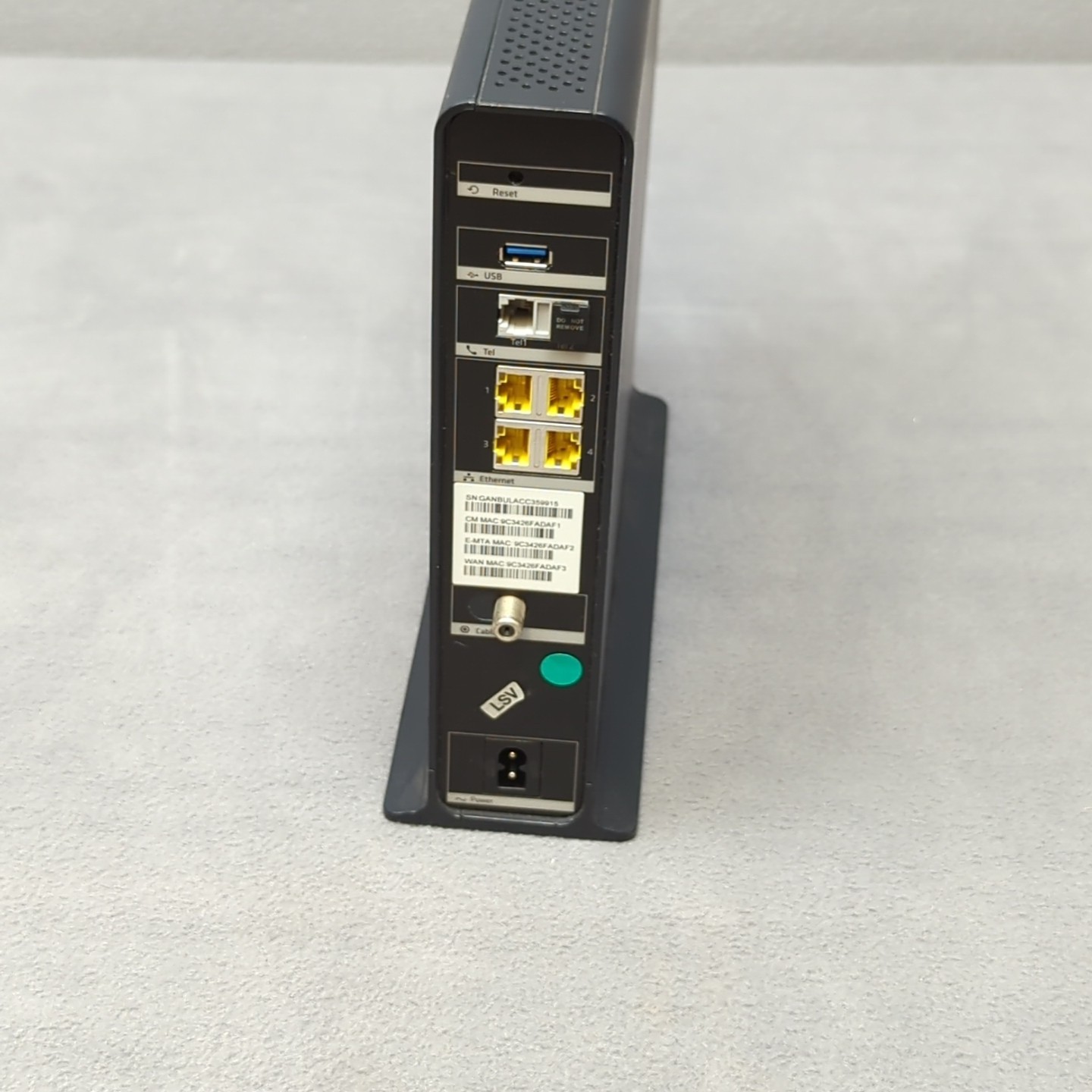 Arris Touchstone TG2472G Cable Voice Gateway Modem 24×8 DOCSIS With Power Cord